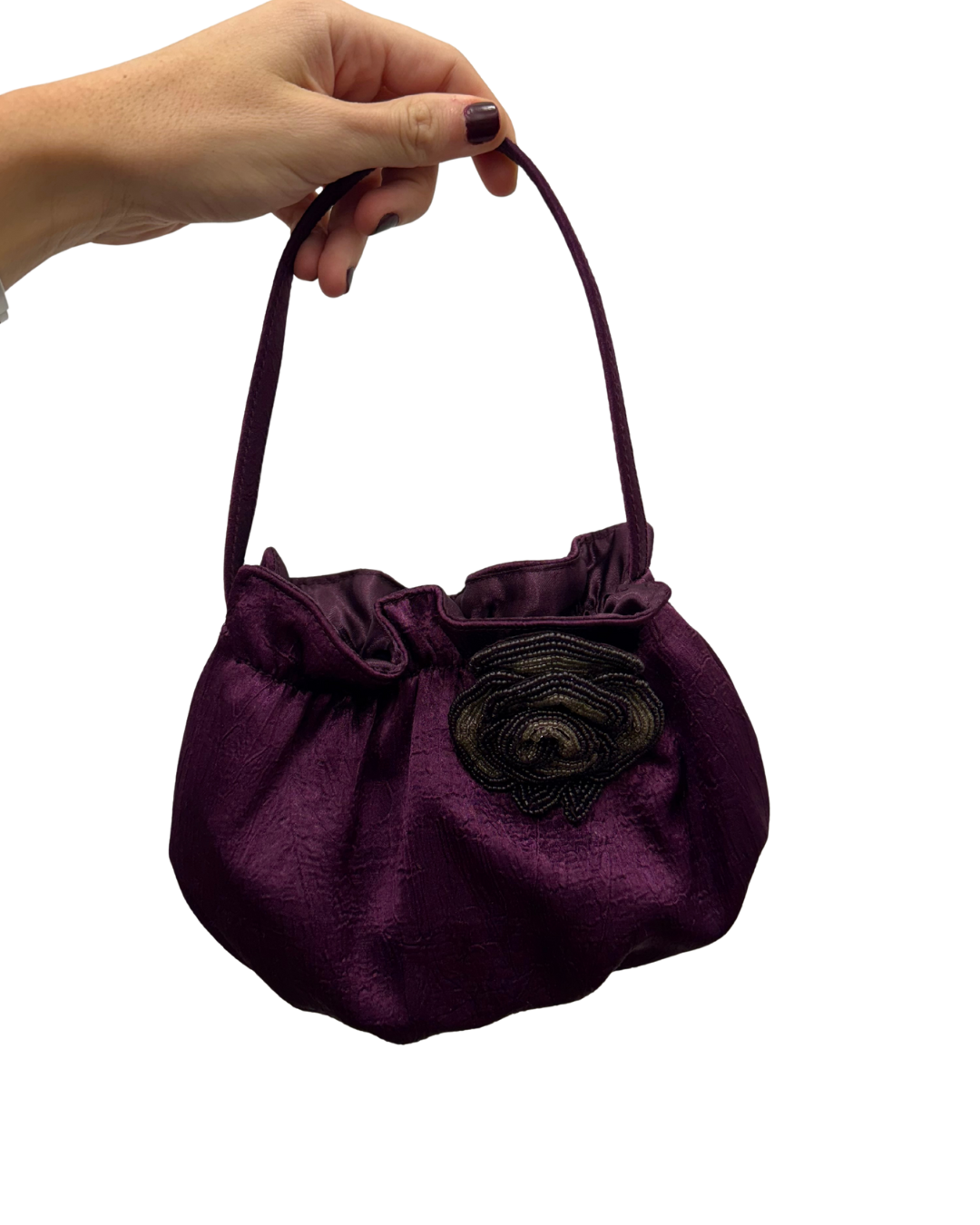 Bolso vintage berenjena tipo saco de raso con rosa de cuentas