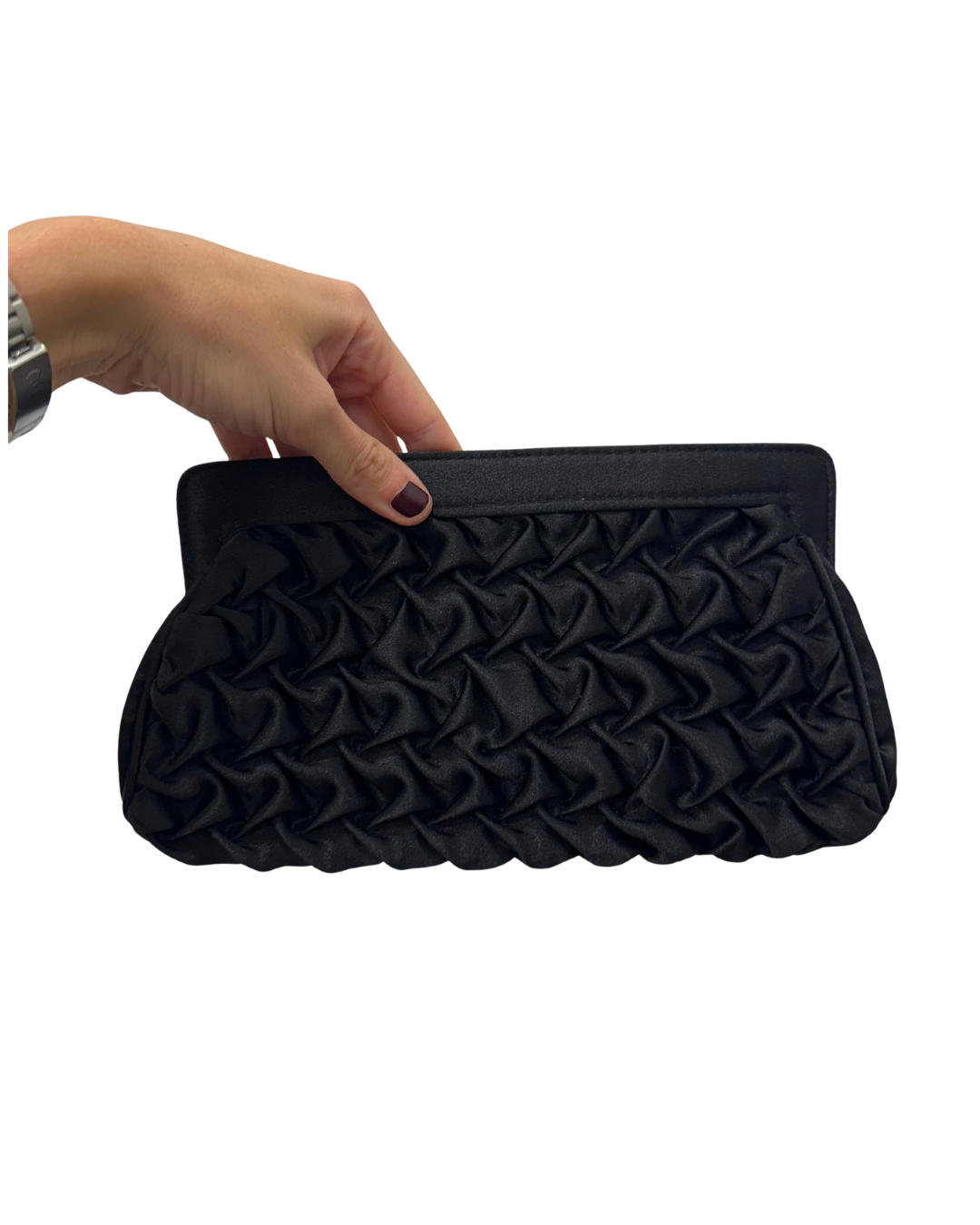 Bolso vintage negro tipo clutch con textura en zigzag
