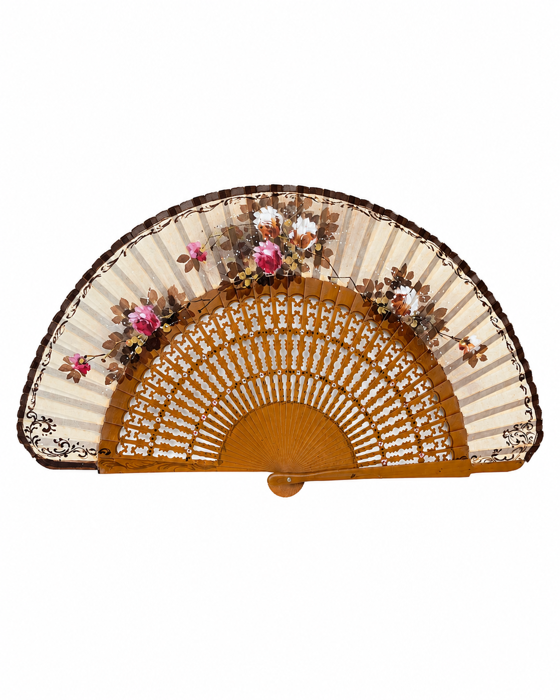 Abanico vintage español con varillas caladas de madera clara y tela cruda pintada a mano con motivos florales rosa, ocre, marrón y blanco