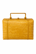 Bolsa vintage castanha estilo saco com flores vermelhas bordadas