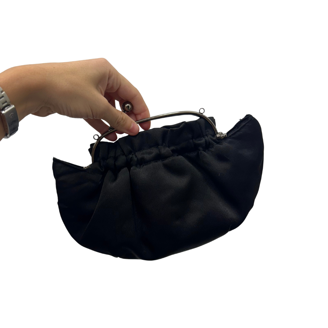 Bolso vintage bombonera negro de raso