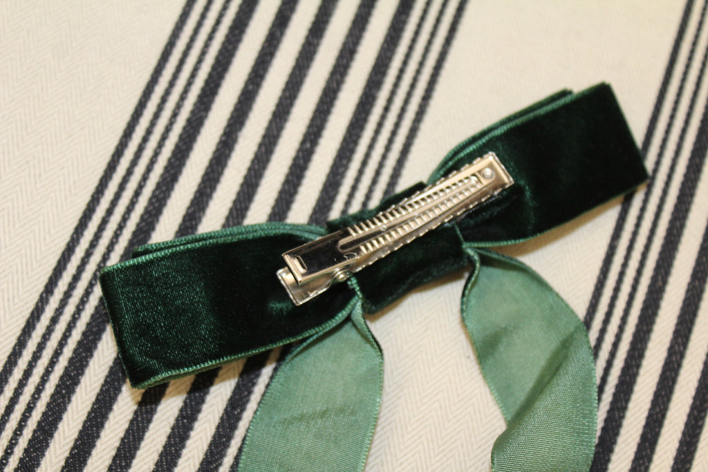 Lazo de terciopelo con pinza para el pelo - Verde Claro