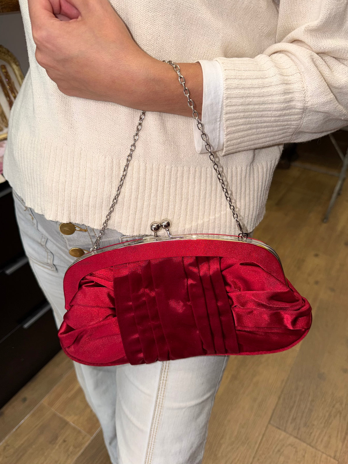 Bolso vintage tipo clutch con Cadena Satinado Rojo