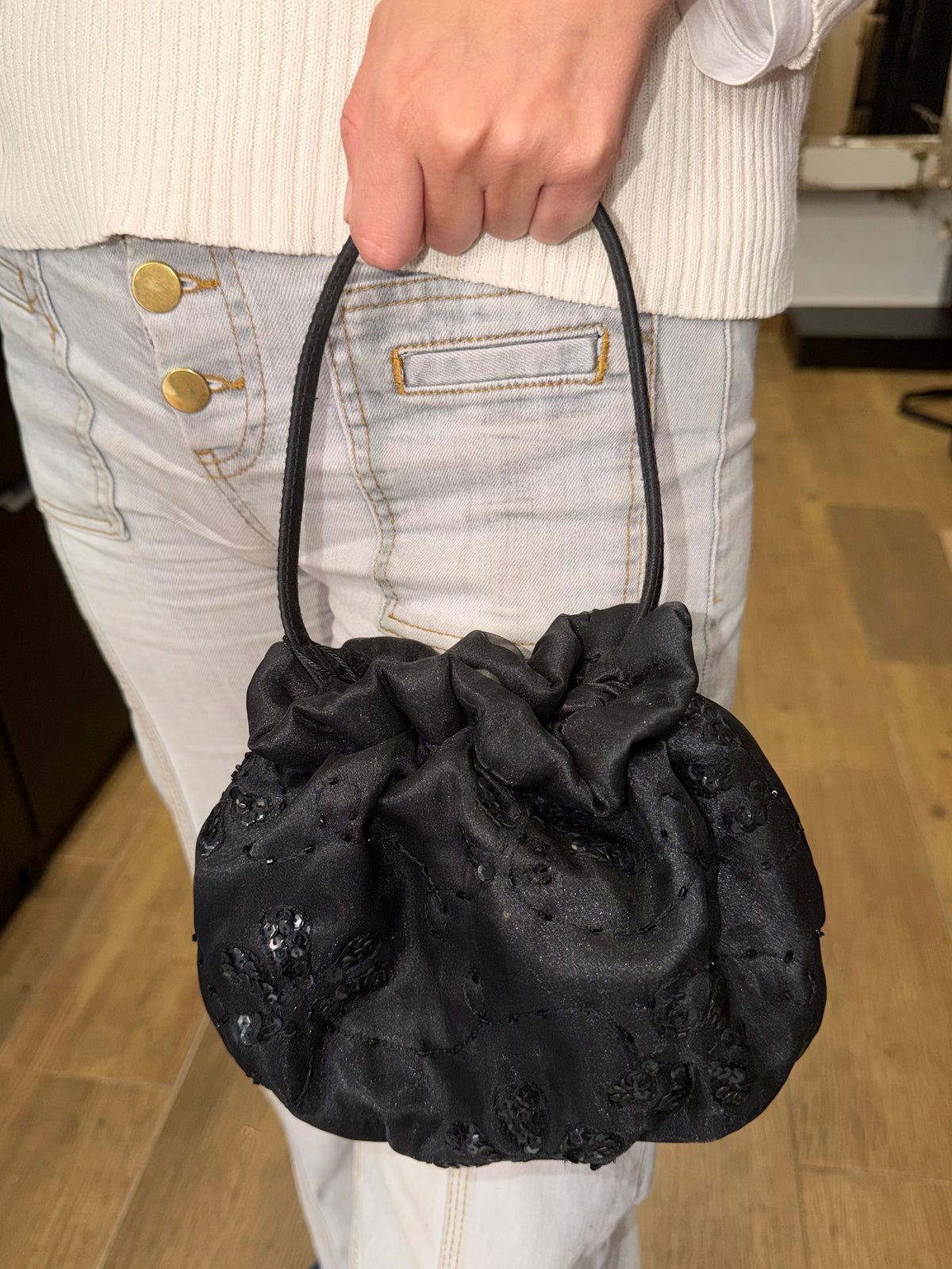 Bolso Vintage estilo Bombonera Negra Abullonada Lentejuelas