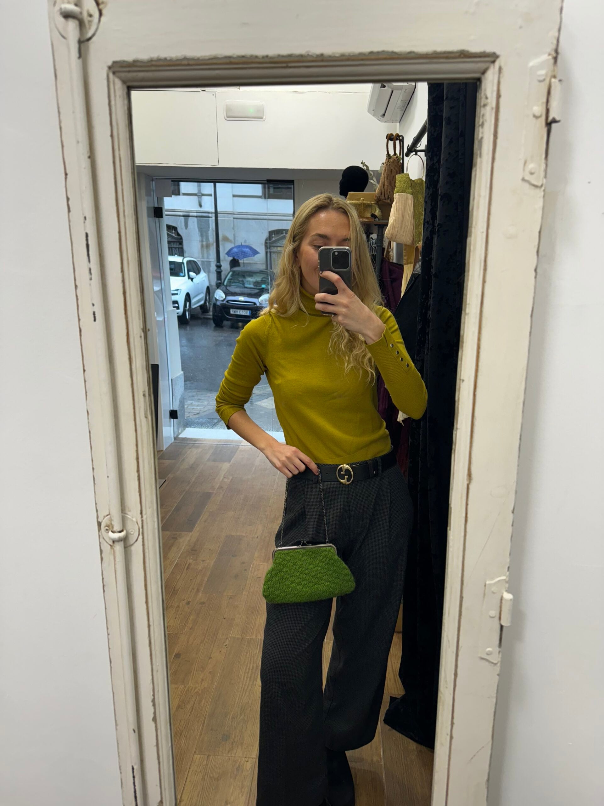 Bolso vintage verde tipo clutch de punto