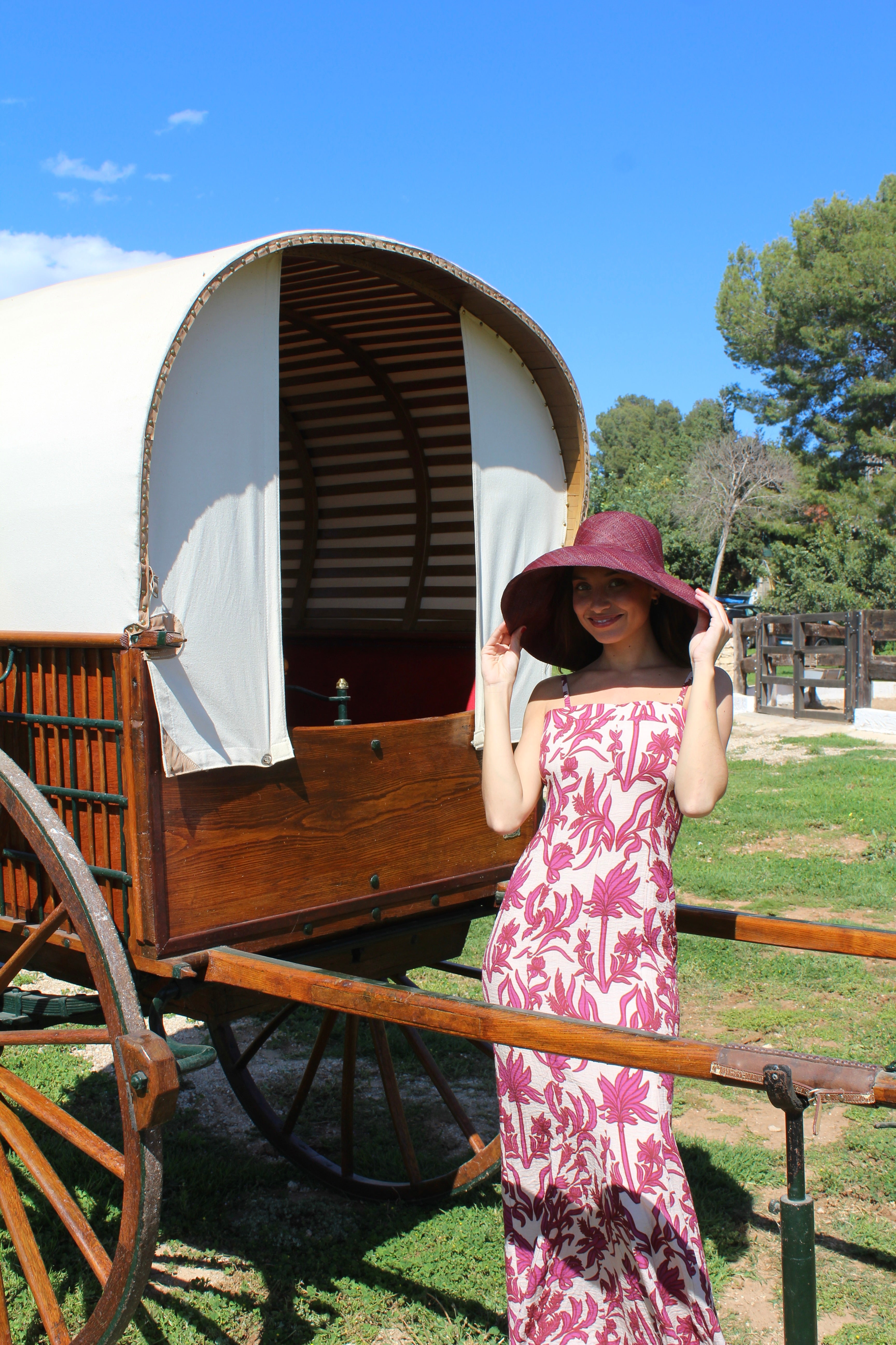 Chapéu Riviera Garnet (dois tamanhos de aba)