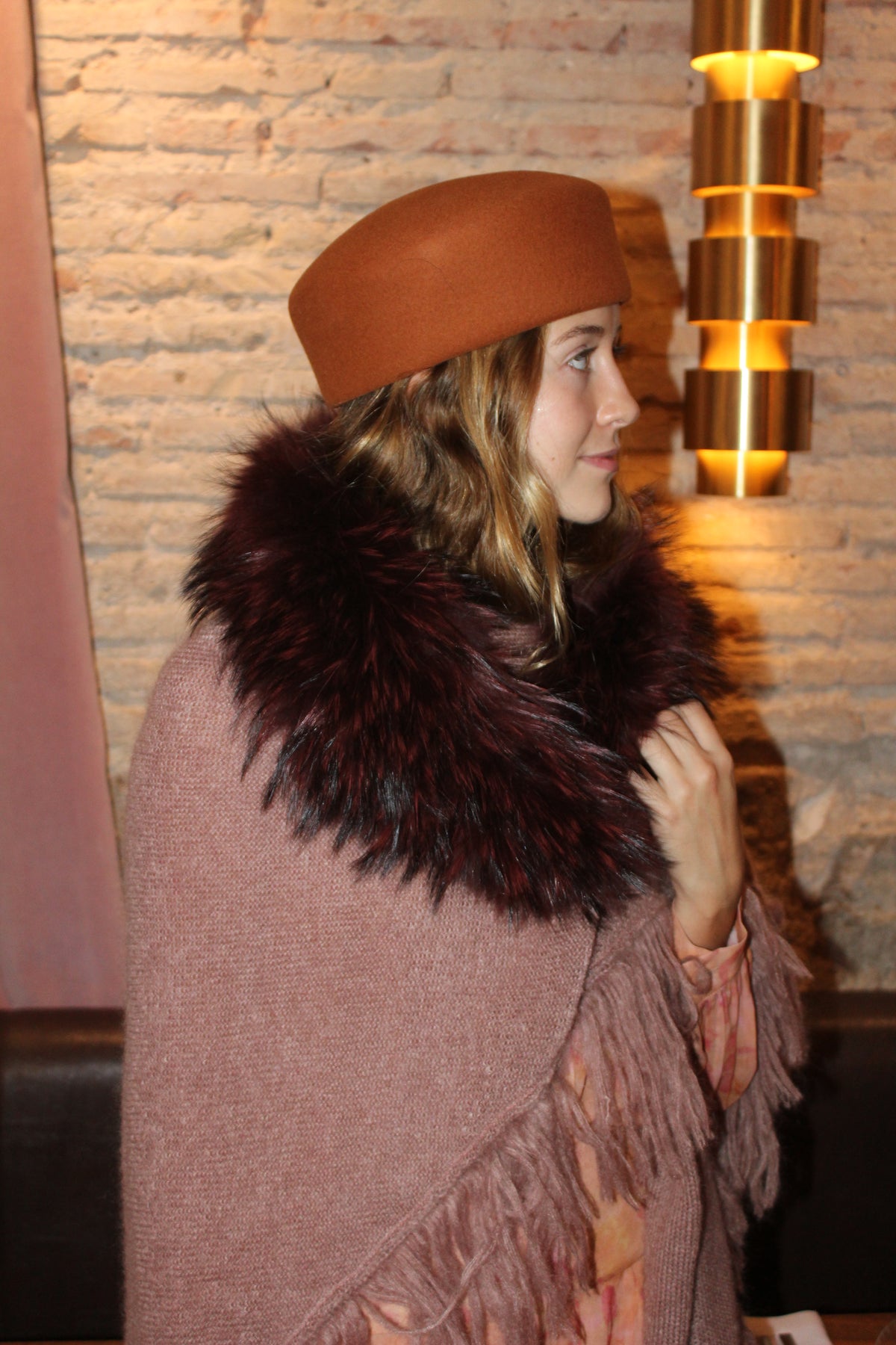 Cuello Zermatt de pelo natural de Marmota 100% - Burdeos
