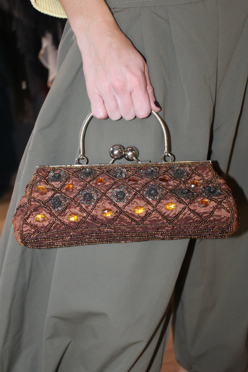 Bolso Vintage Clutch con Asa Caldera Cobre con detalles