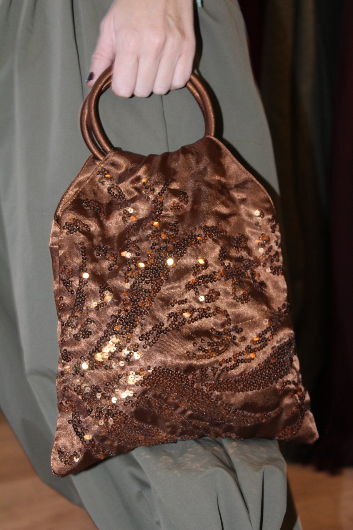 Bolso Vintage Marrón de Asa con dibujo floral de Lentejuelas