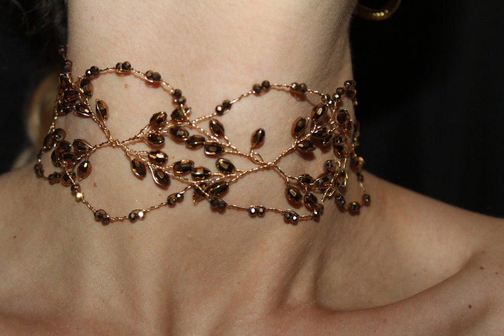 Gargantilha Ocre de Santa Helena