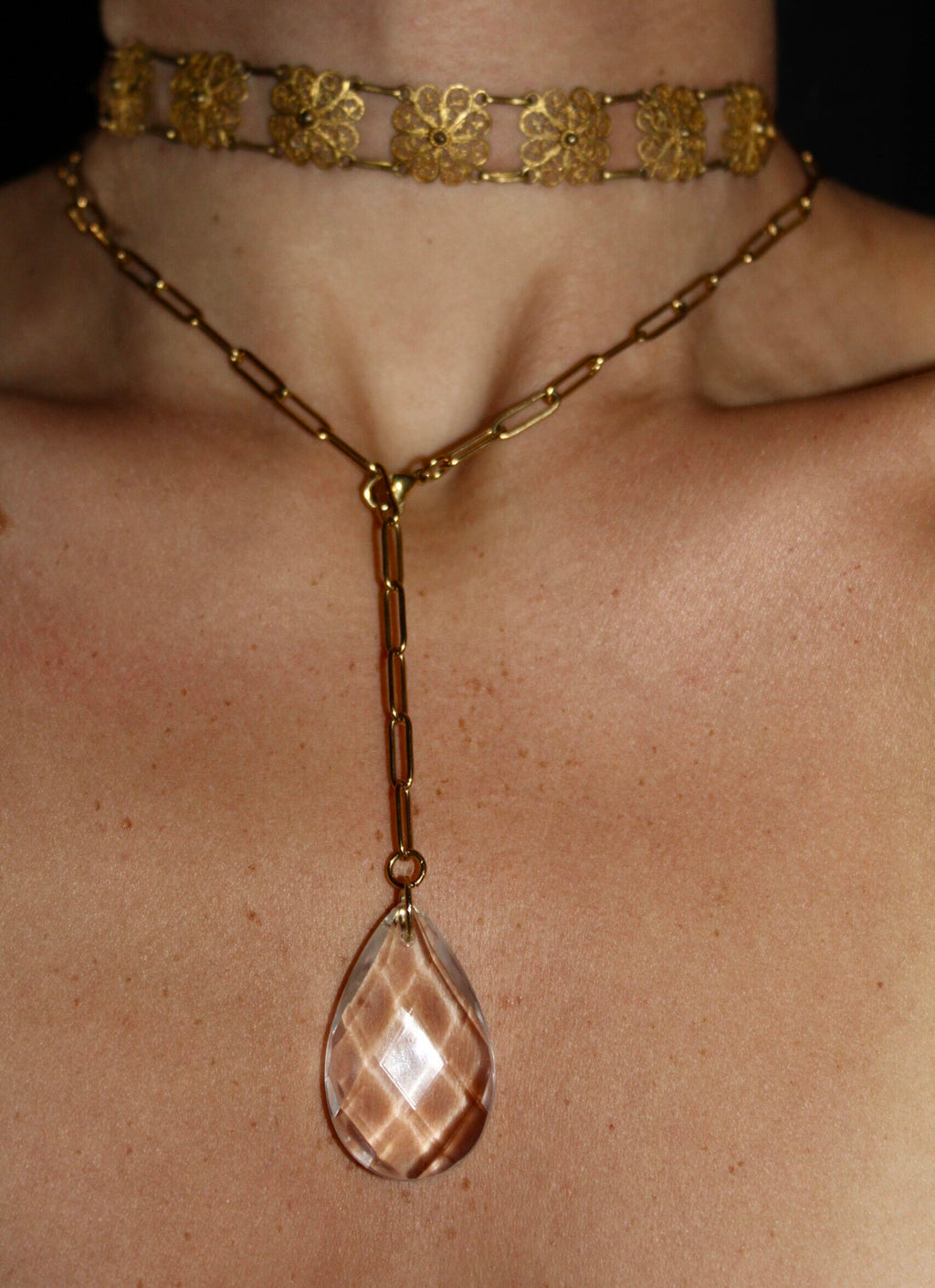 Collar corbatero Angulema