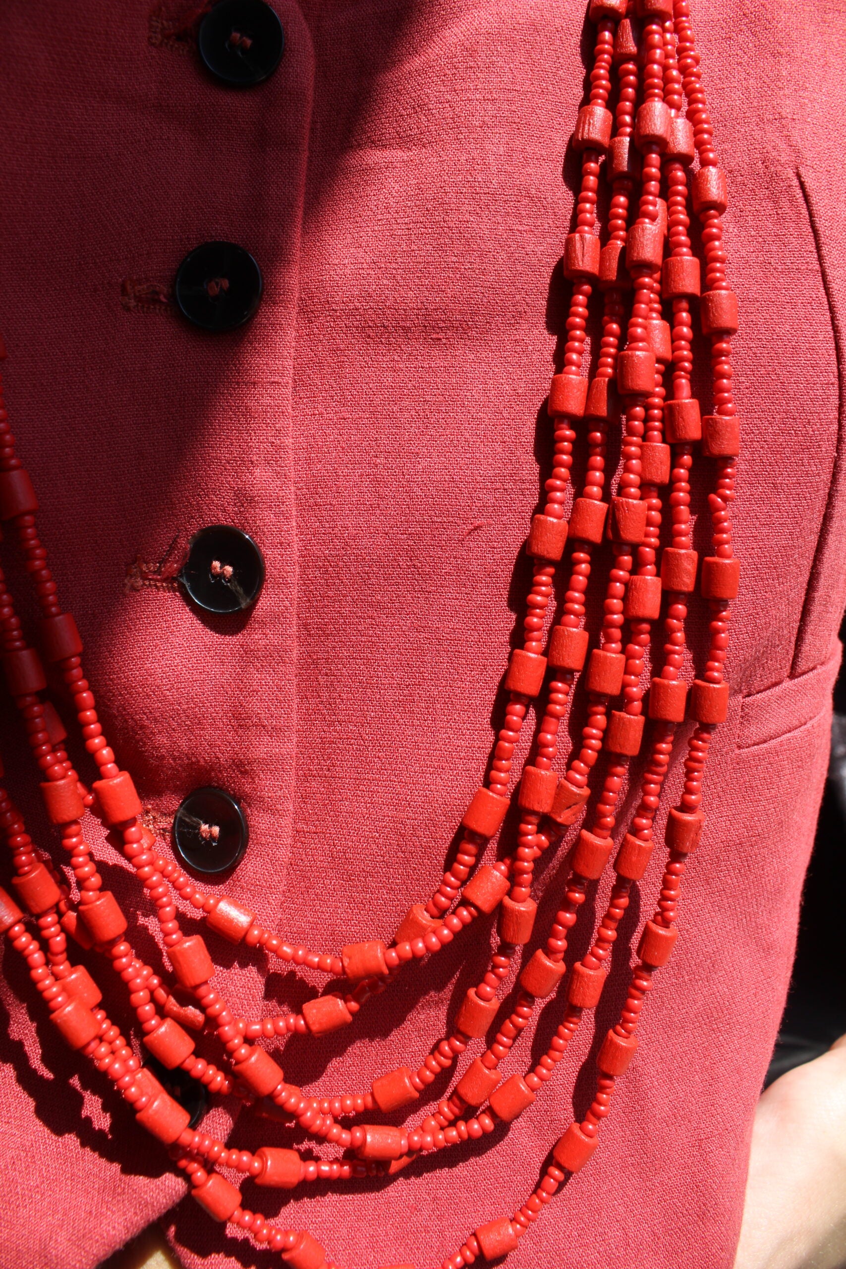 Collar Calella Multiposición (negro, morado, rojo)