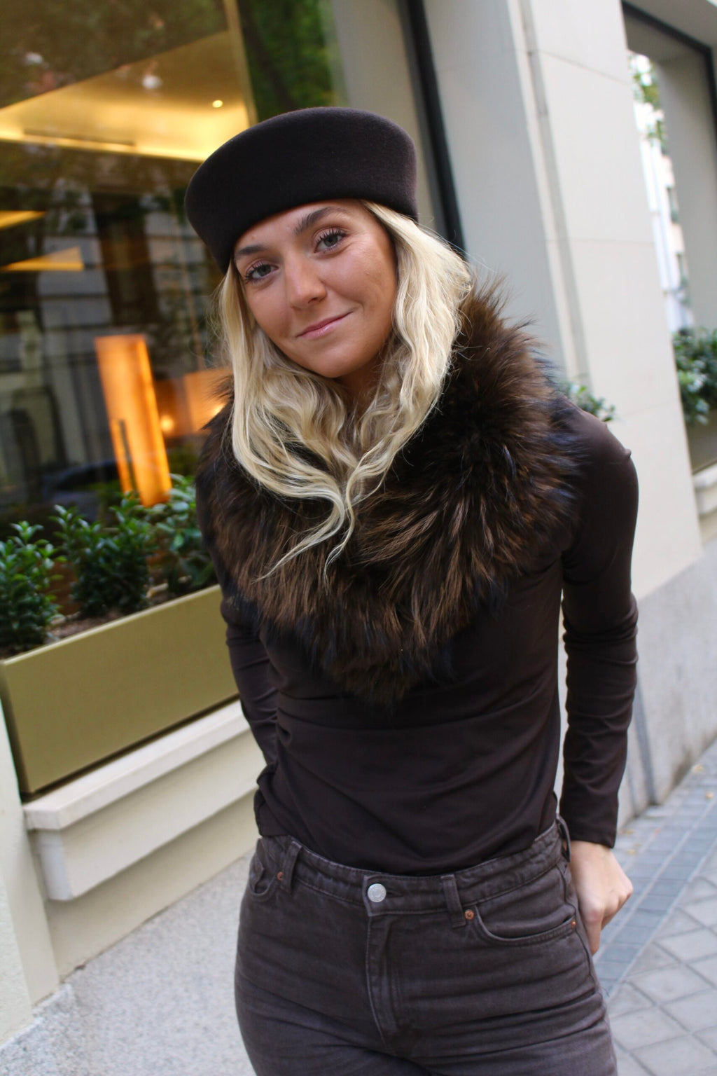 Cuello Zermatt de pelo natural de Marmota 100% - Marrón