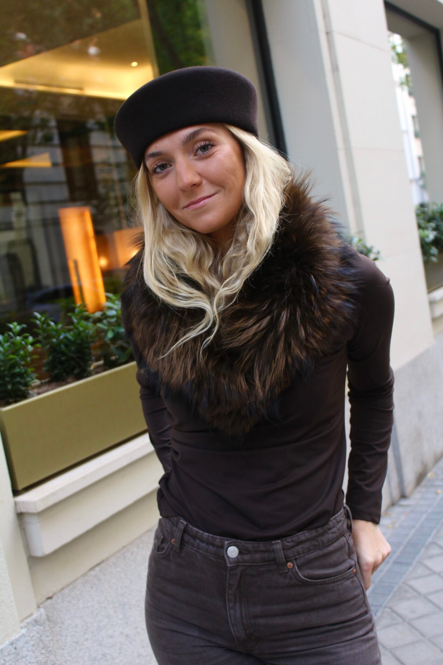 Cuello Zermatt de pelo natural de Marmota 100% - Marrón