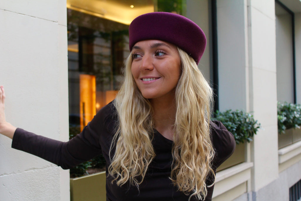 Boné Karenina - Bordô