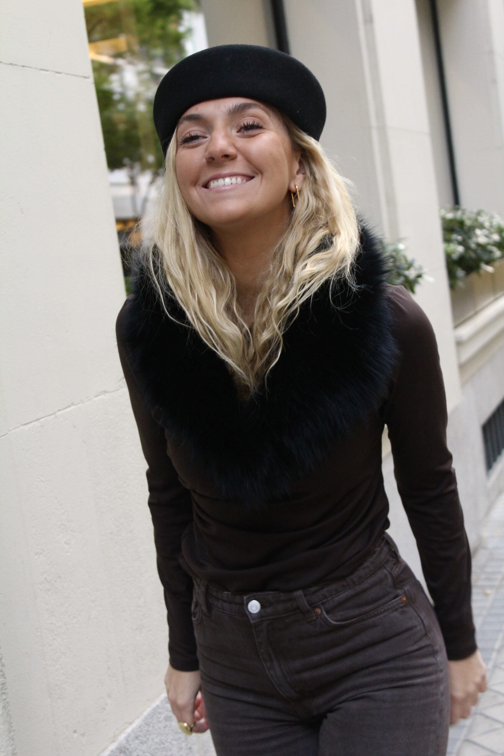 Cuello Zermatt de pelo natural de Marmota 100% - Negro