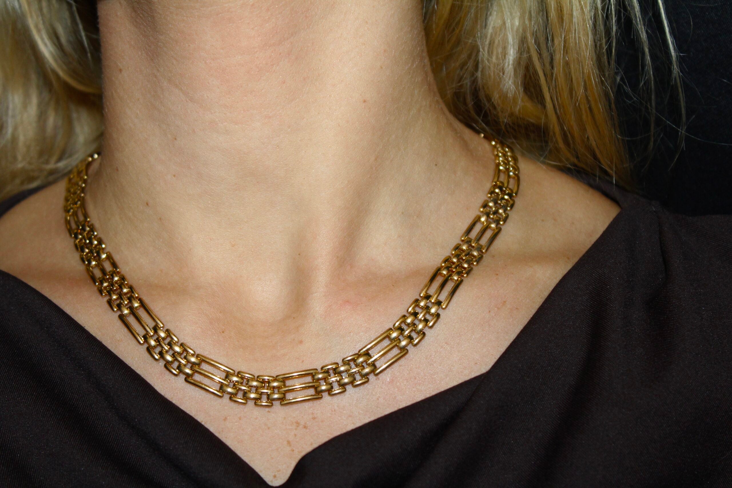 Collar vintage articulado