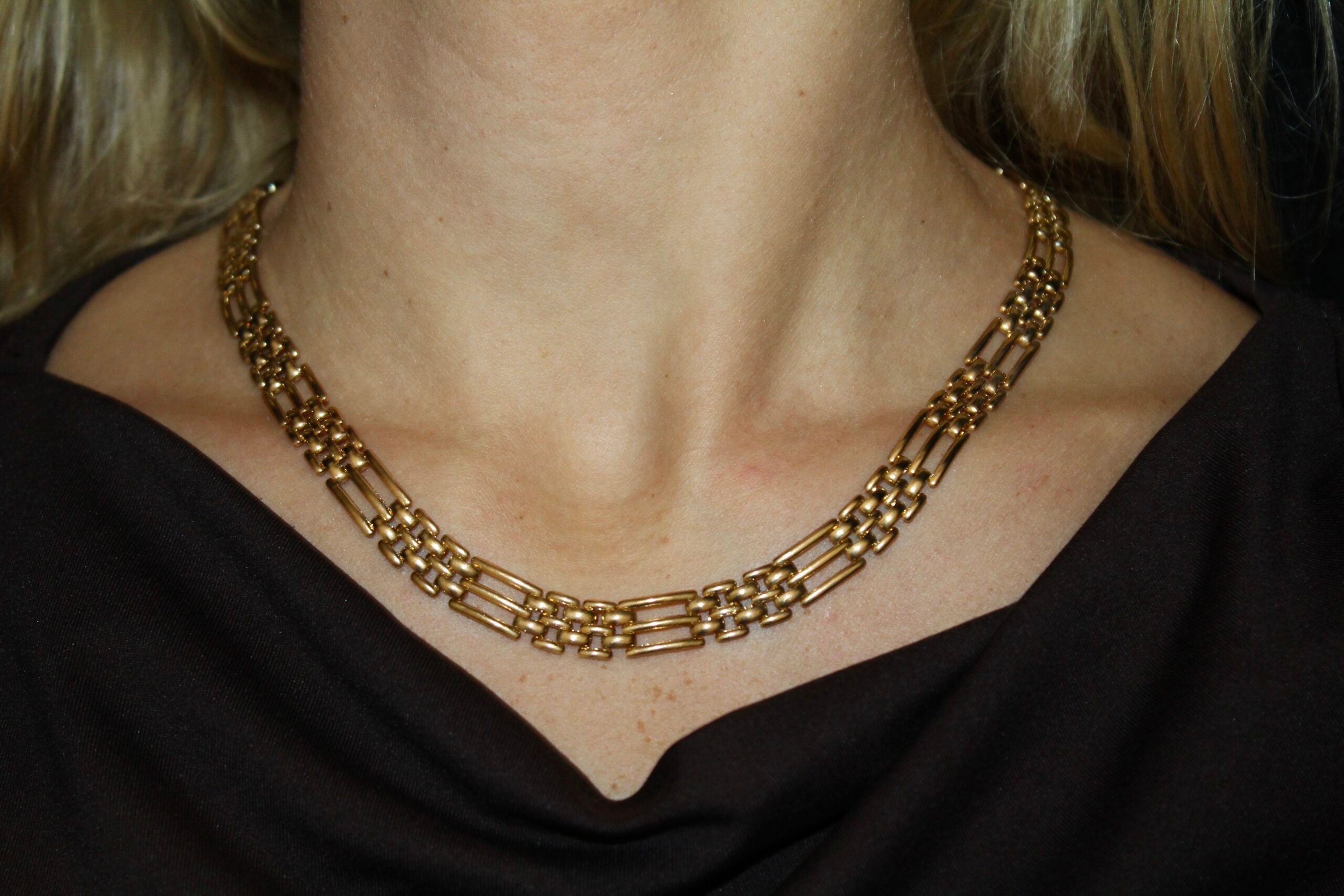 Collar vintage articulado