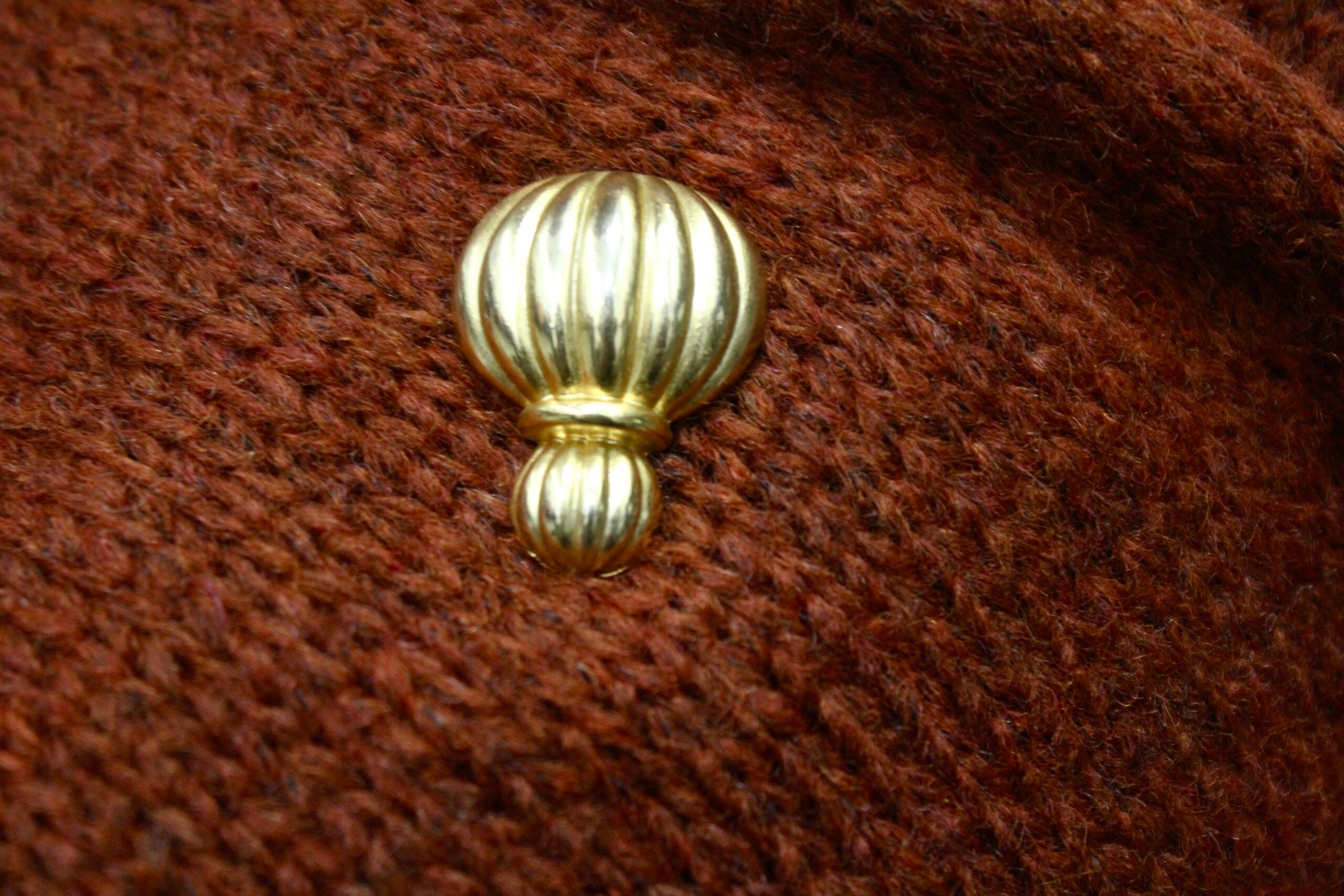 Broche vintage tipo pin gallonado