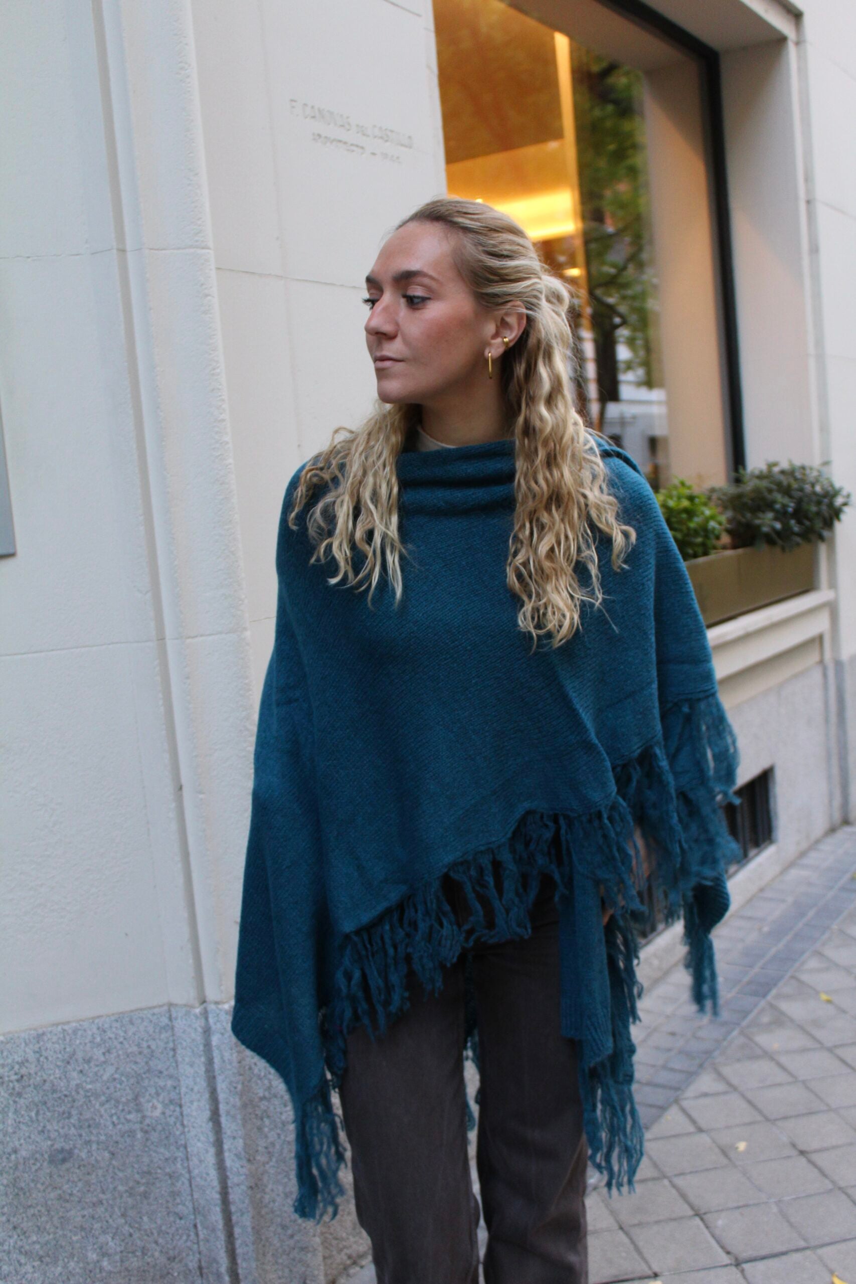 Chal de lana Outlander - Azul Índigo