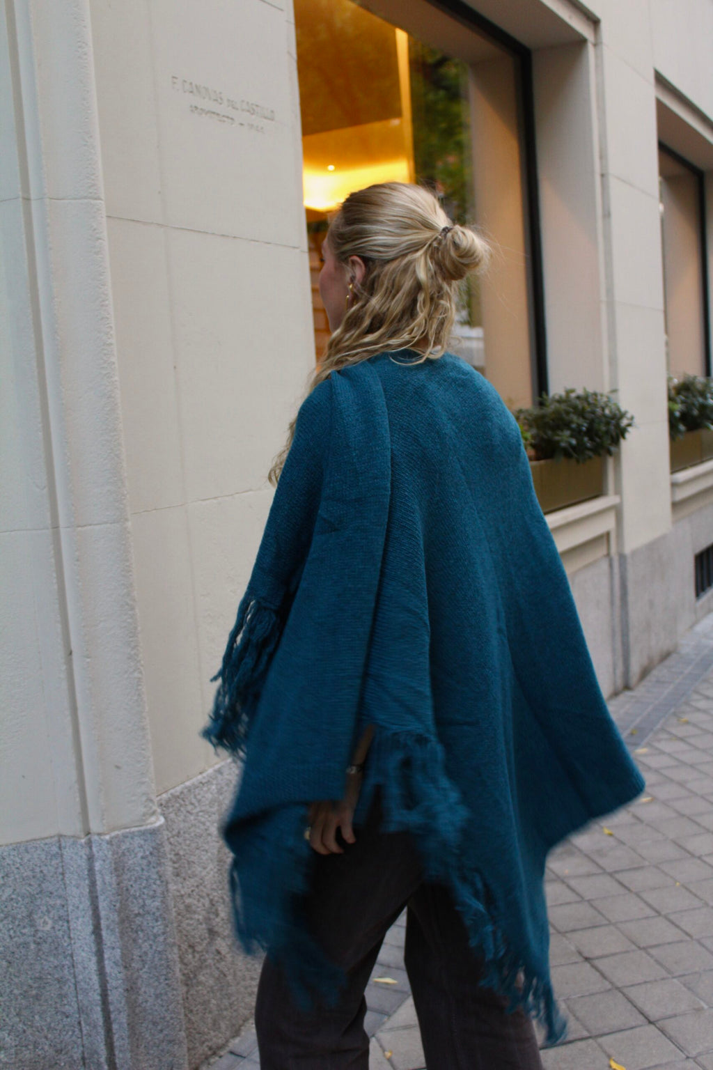 Chal de lana Outlander - Azul Índigo