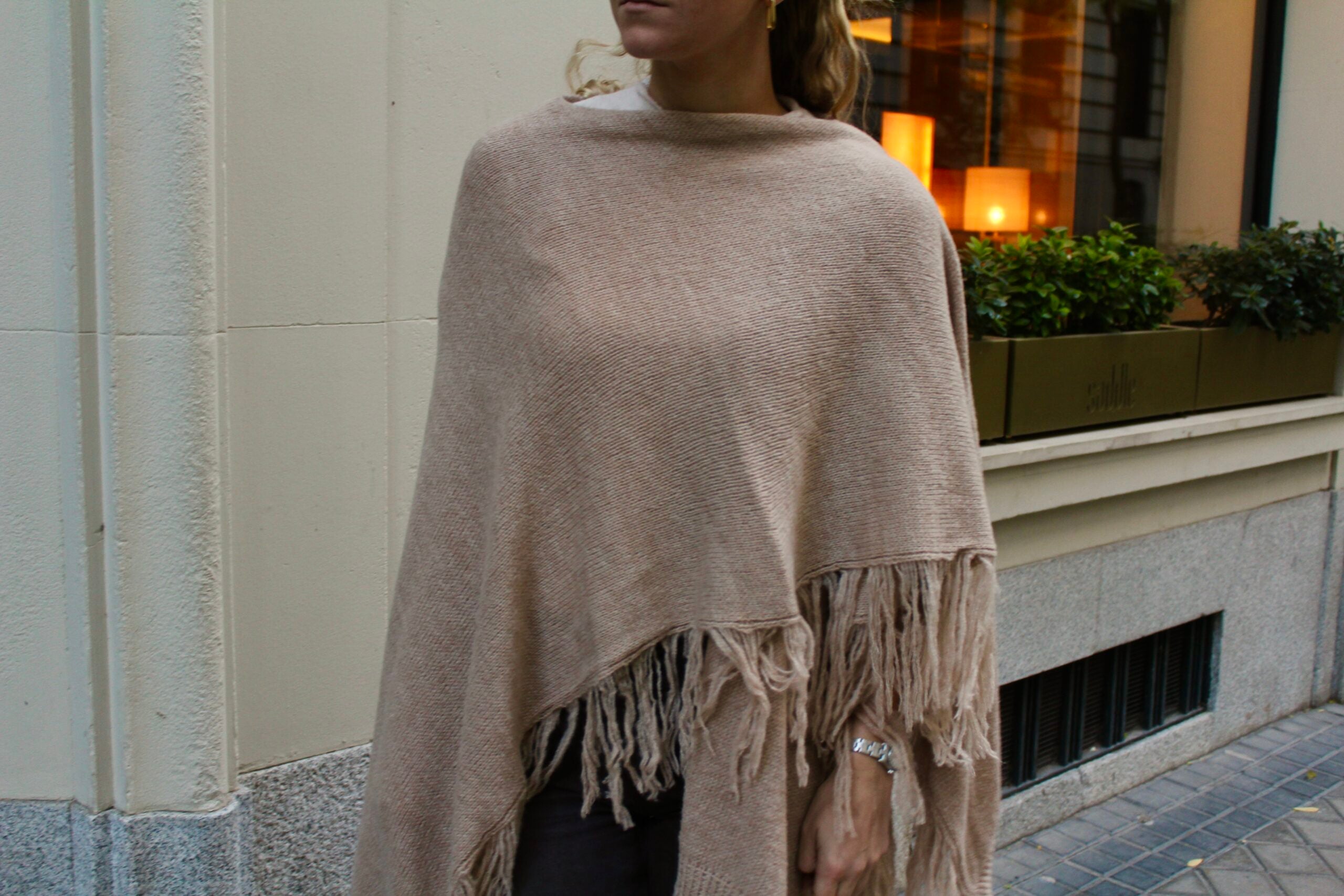 Chal de lana Outlander - Beige arena