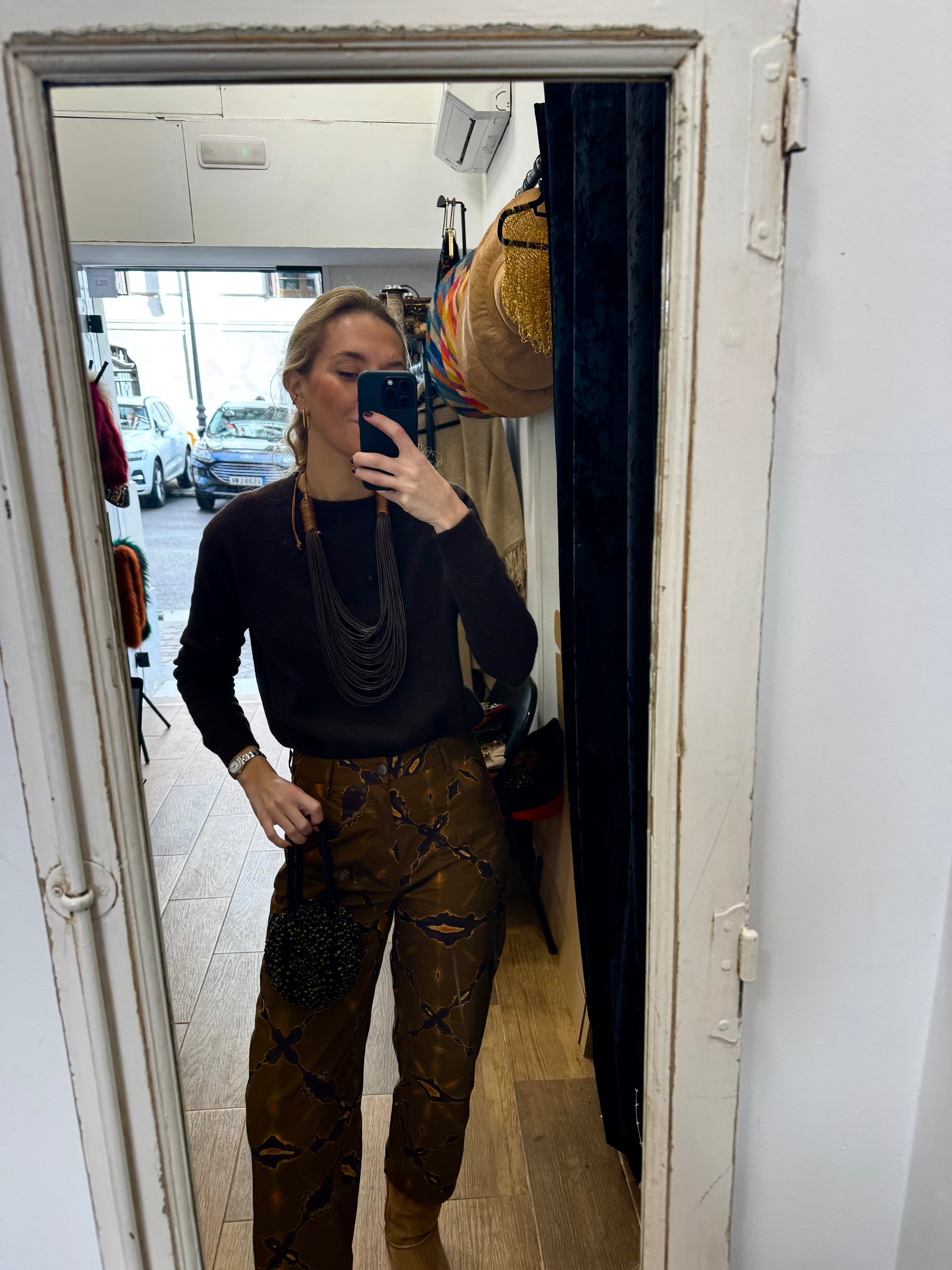 Bolso vintage negro francés tipo boulette de cuentas verdes