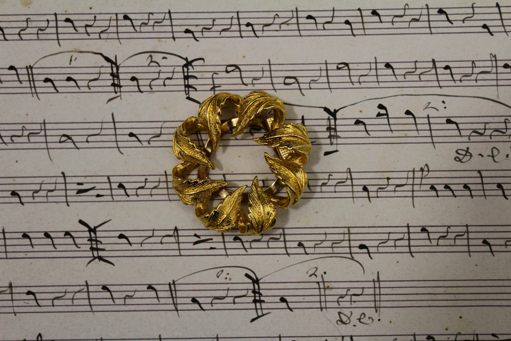 Broche vintage francés sol de hojas con cierre de pinza de pañuelo