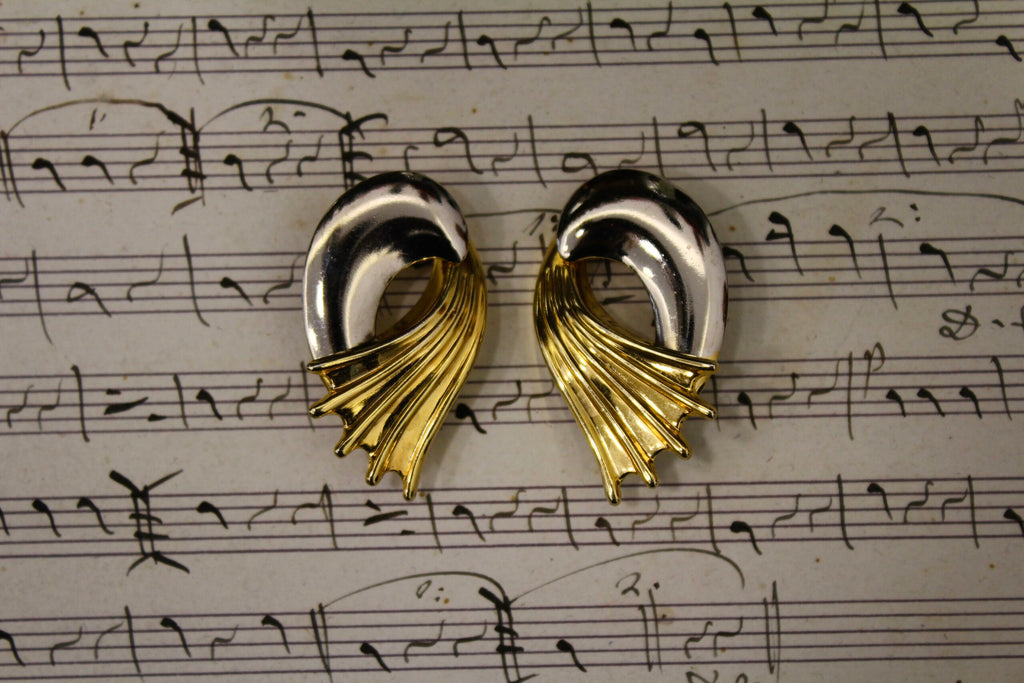 Brincos de pressão vintage dos anos 80 em dourado e prateado