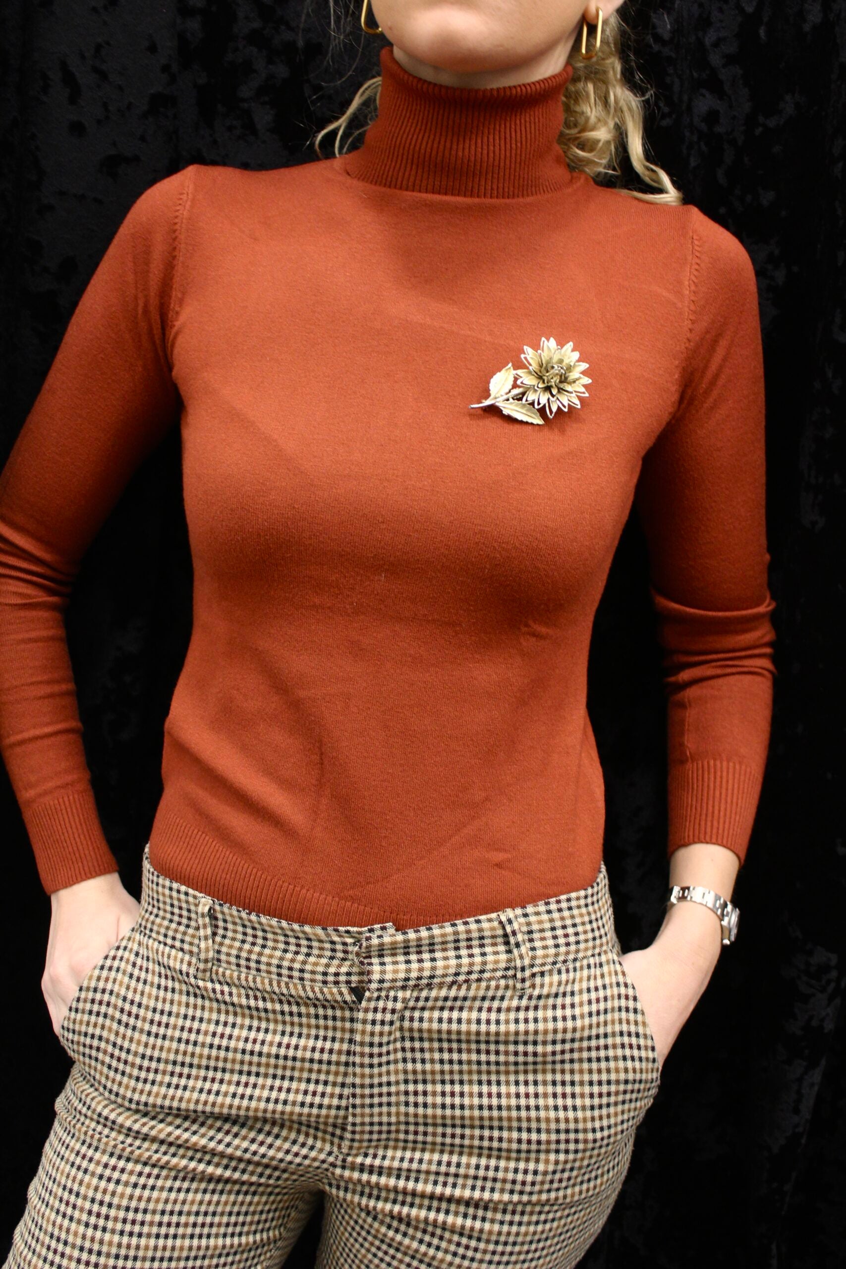 Broche vintage francés flor pétalos 02