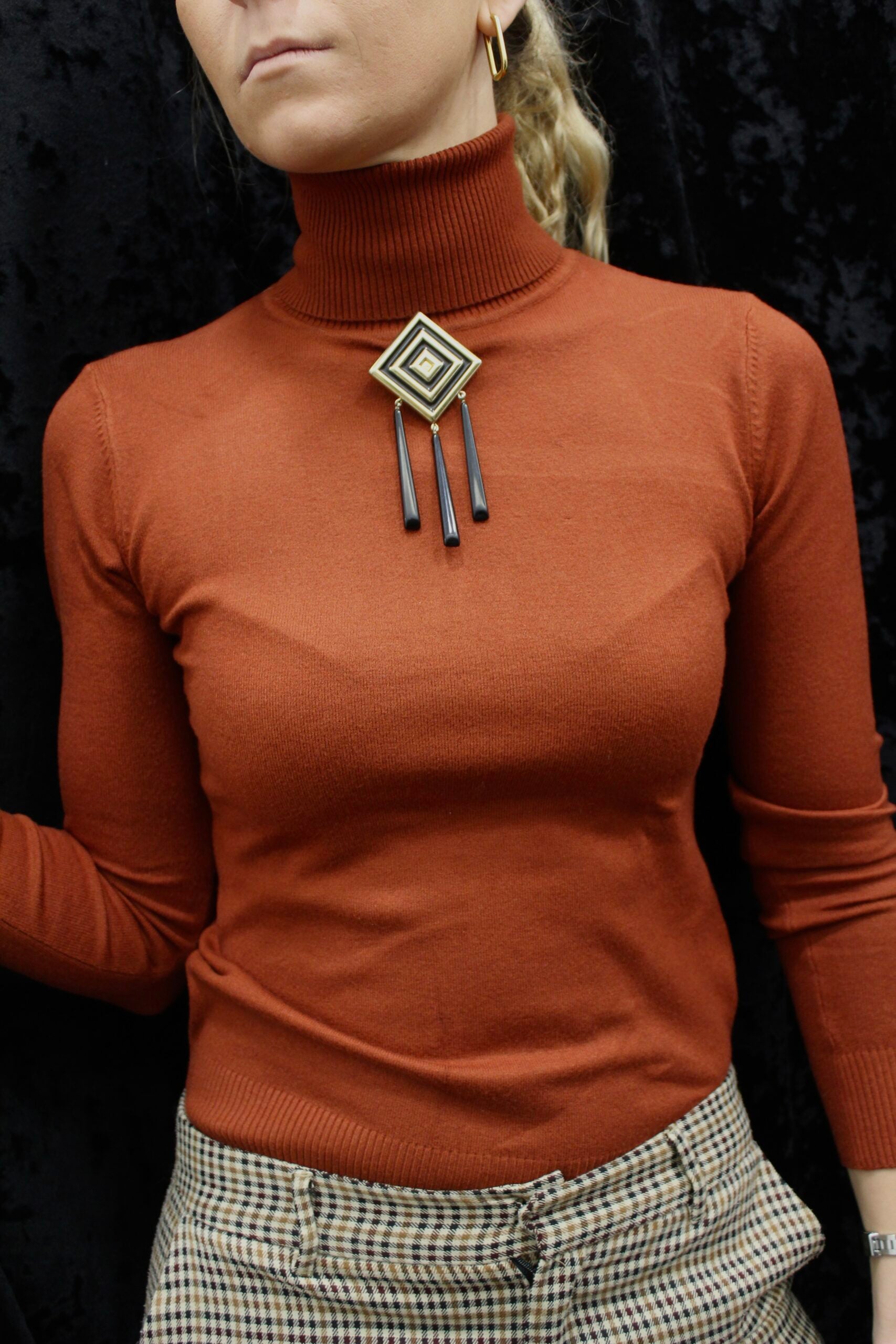 Broche vintage francés geométrico con 3 piezas negras drop