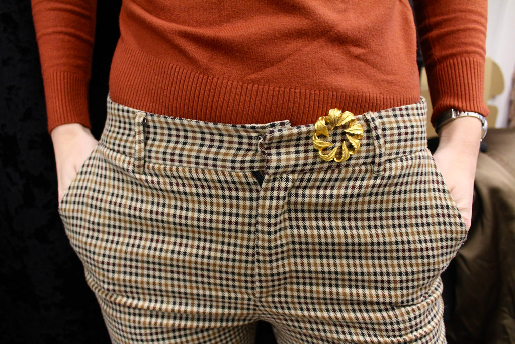 Broche vintage francés sol de hojas con cierre de pinza de pañuelo