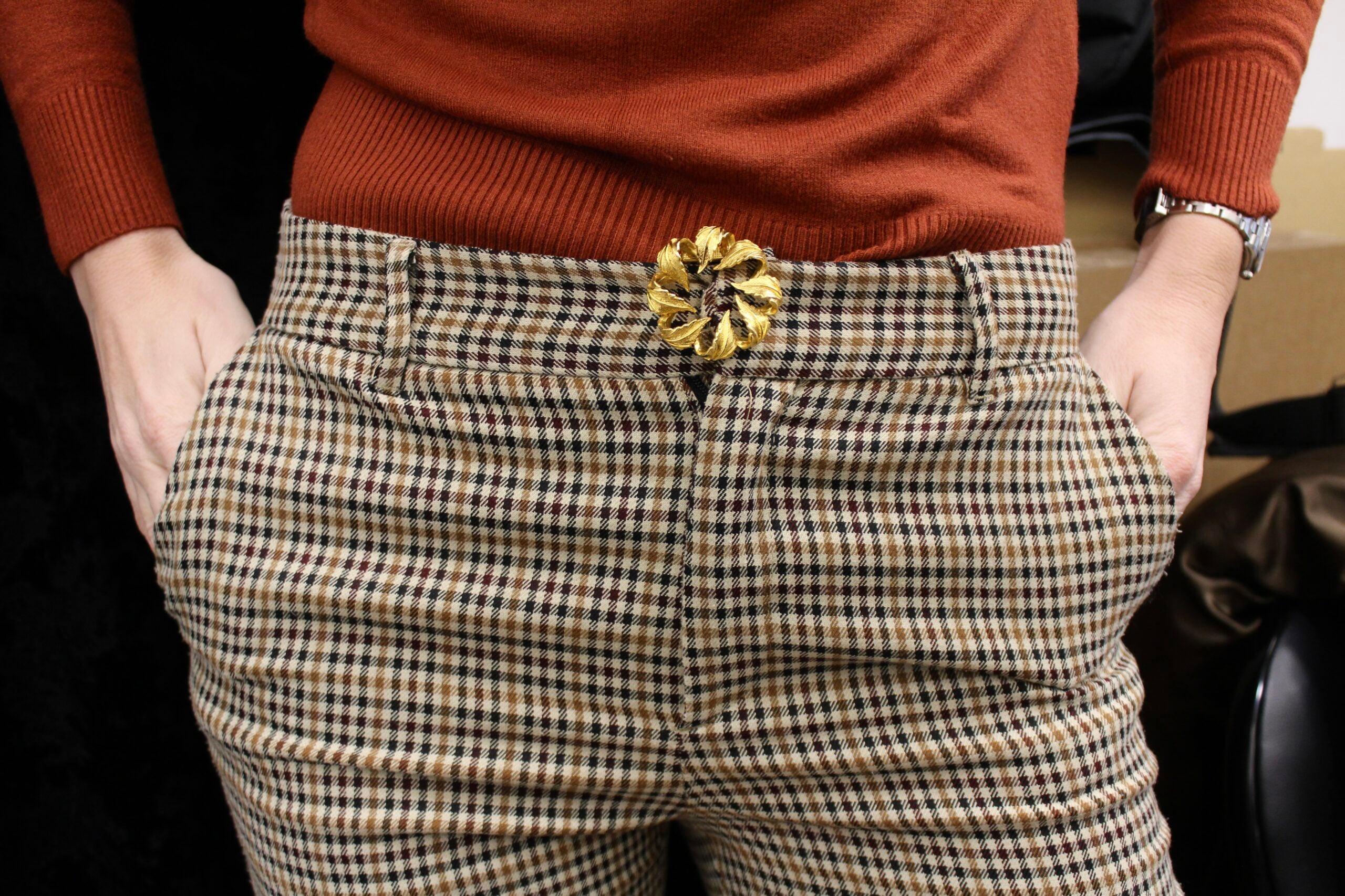 Broche vintage francés sol de hojas con cierre de pinza de pañuelo