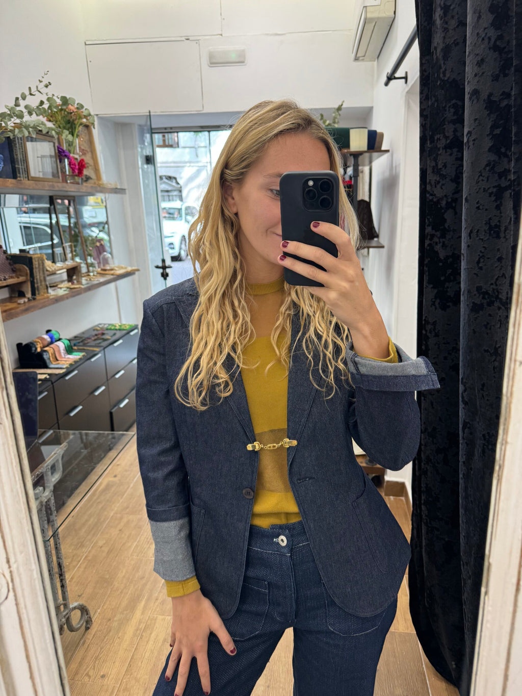 Broche sujeta capas vintage lágrimas