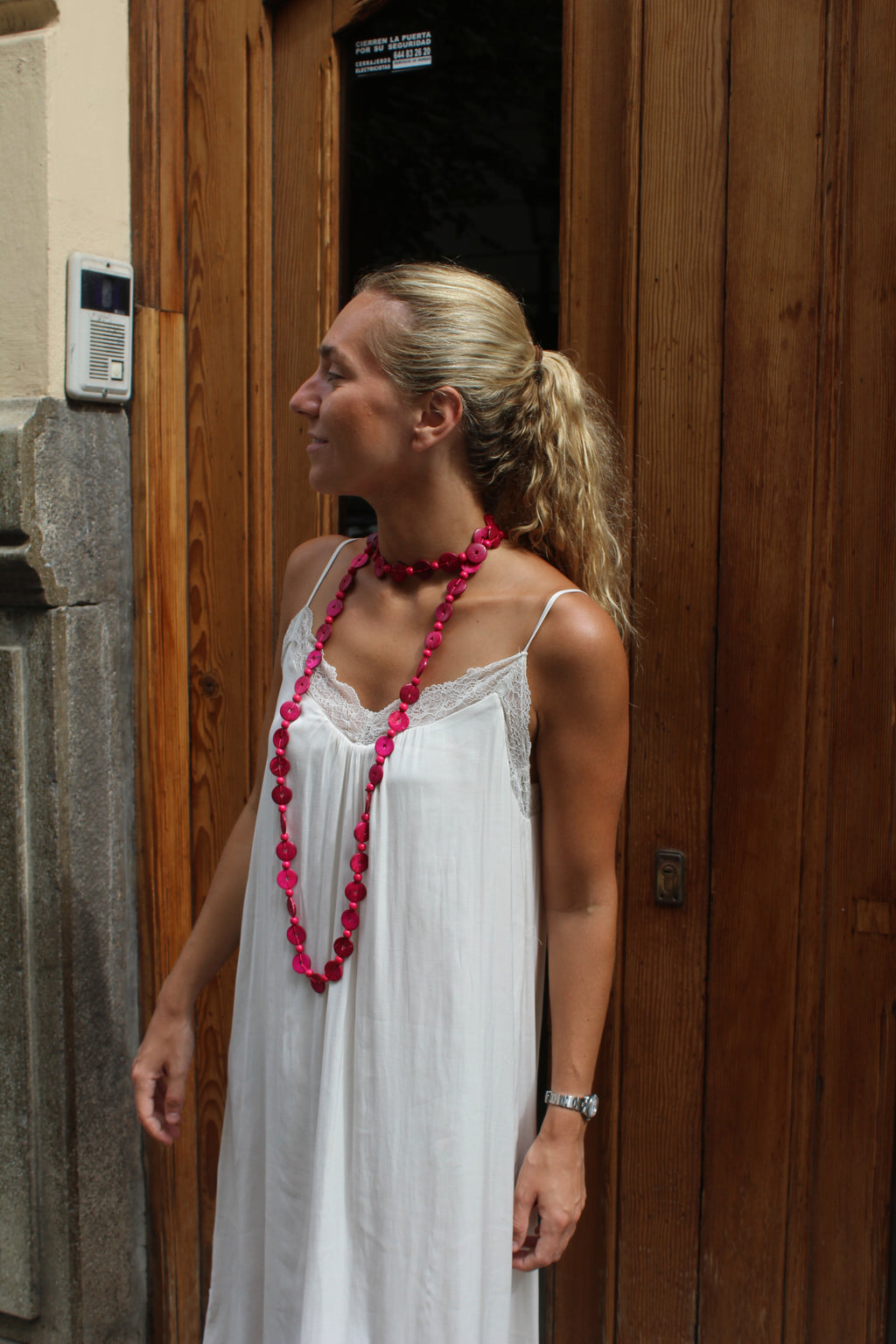 Collar fucsia