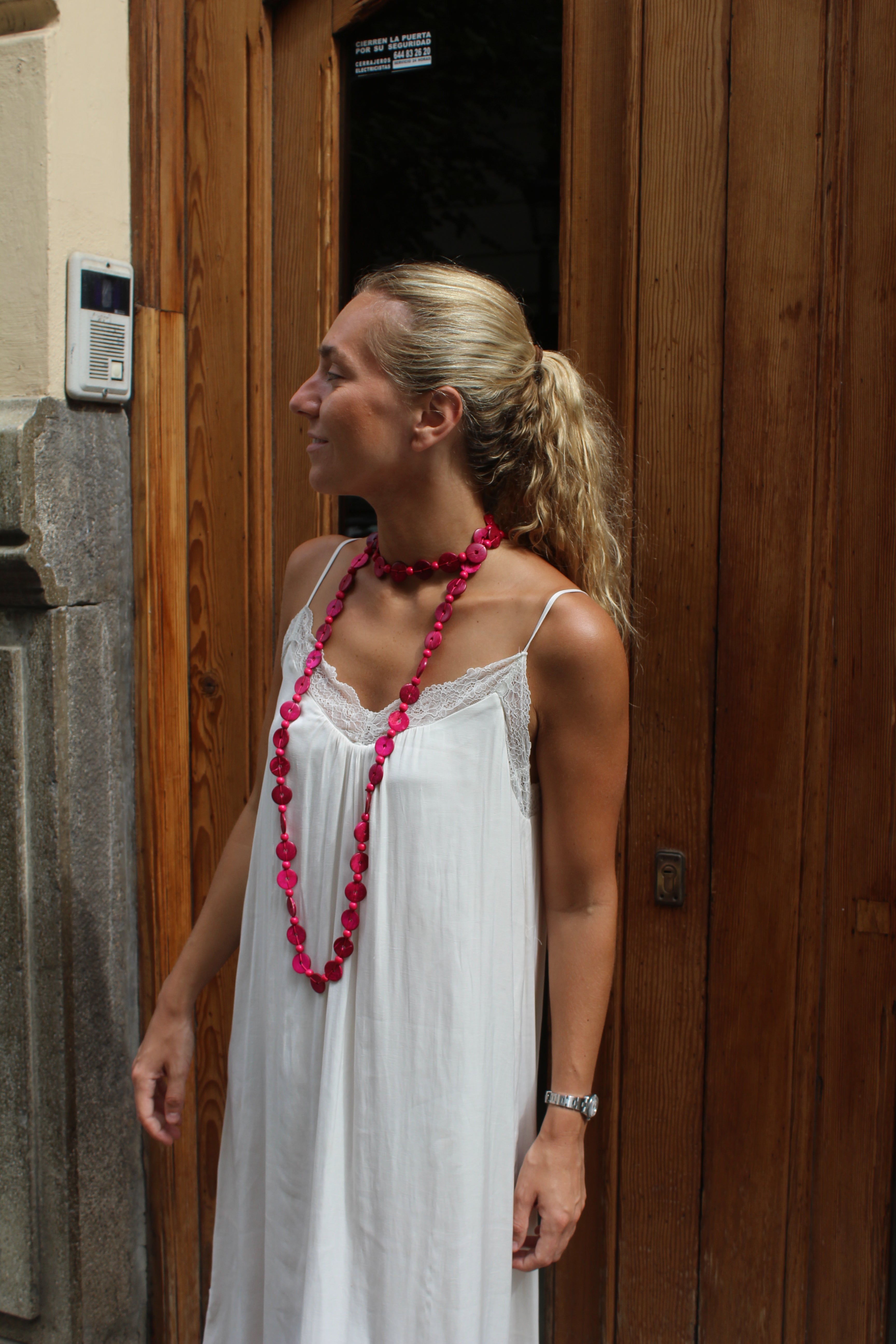 Collar fucsia