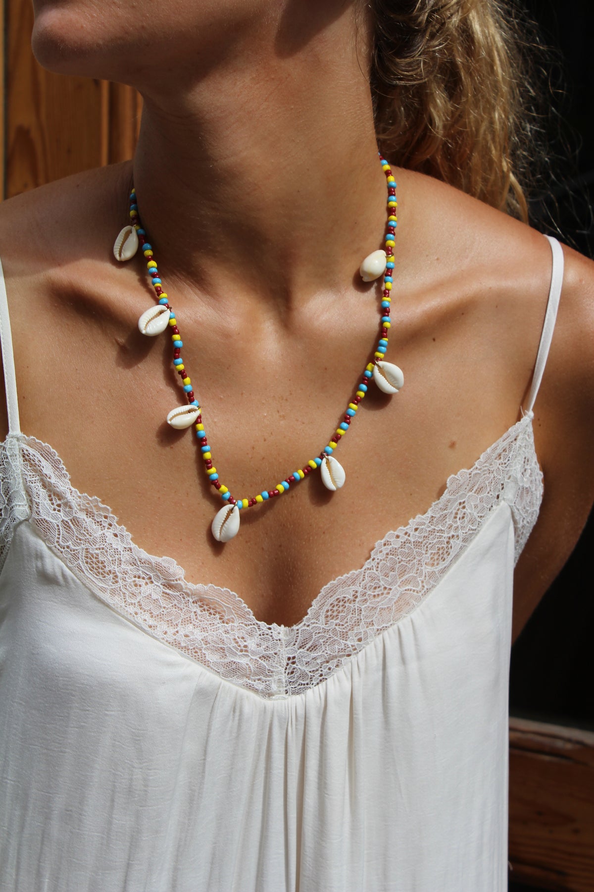 Collar de colores Conchas