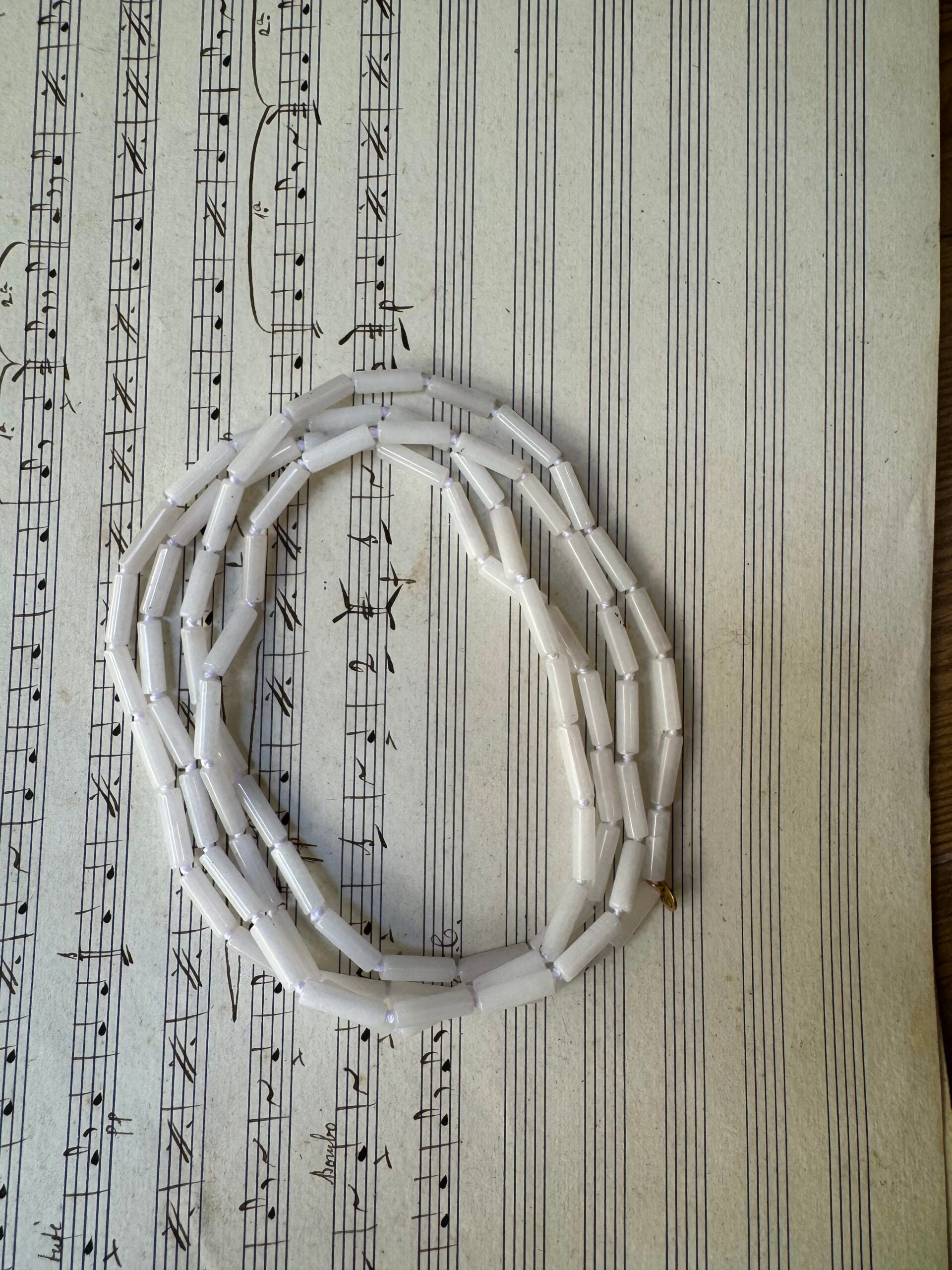 Collar de Fideos Madrasa Blanco