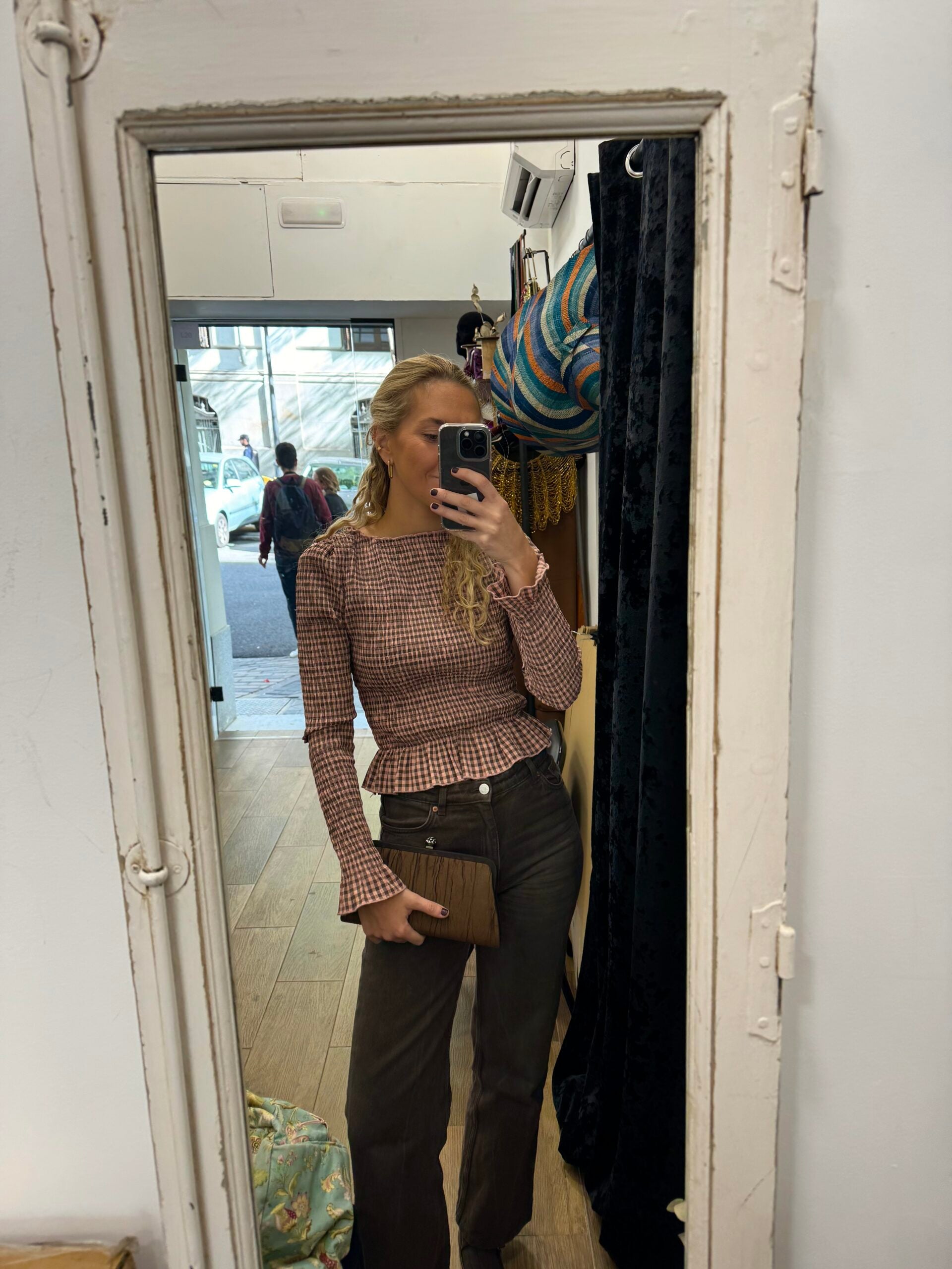 Bolso vintage cartera marrón de raso tipo clutch con boquilla especial