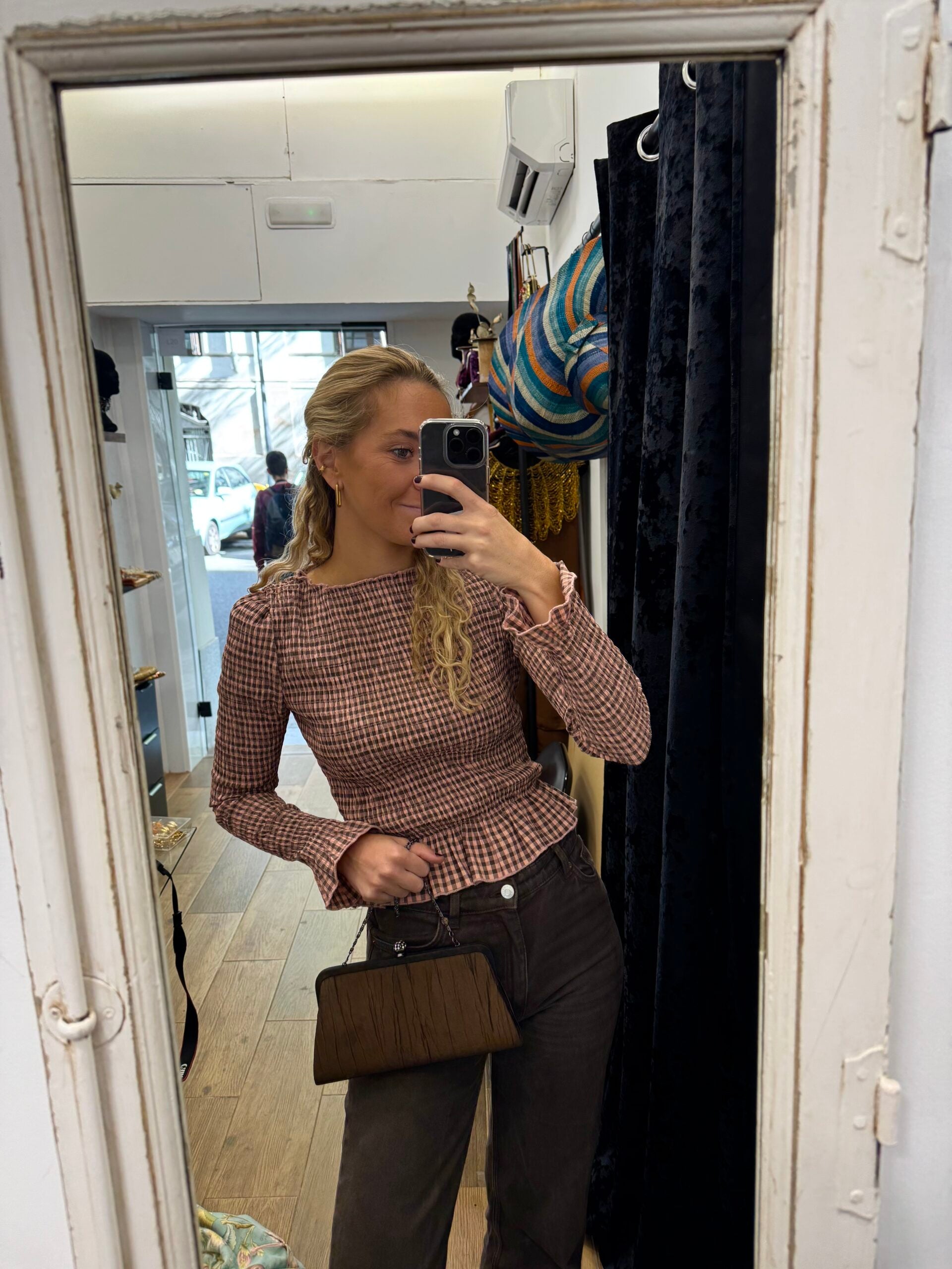 Bolso vintage cartera marrón de raso tipo clutch con boquilla especial