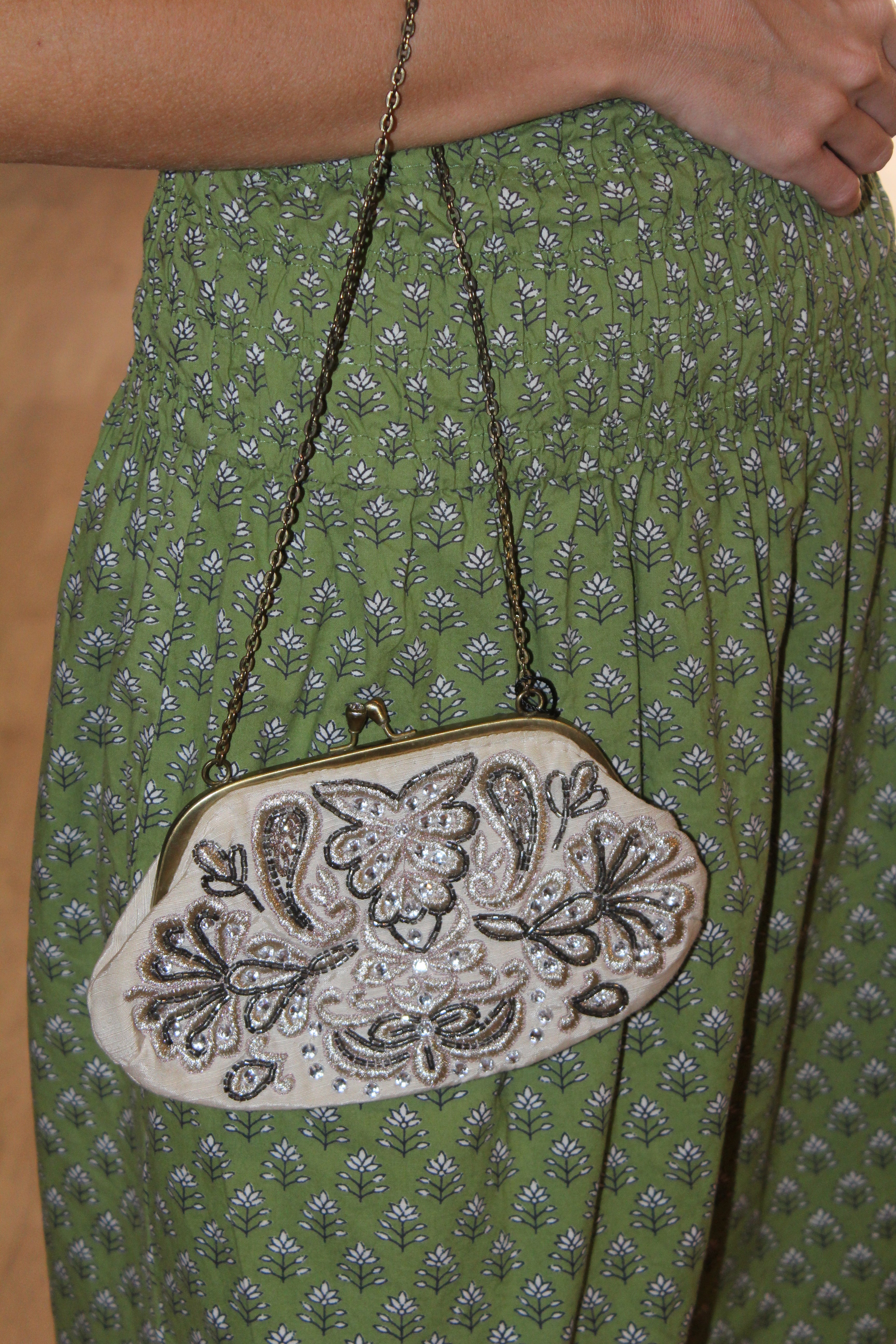 Bolso vintage plata con cadena