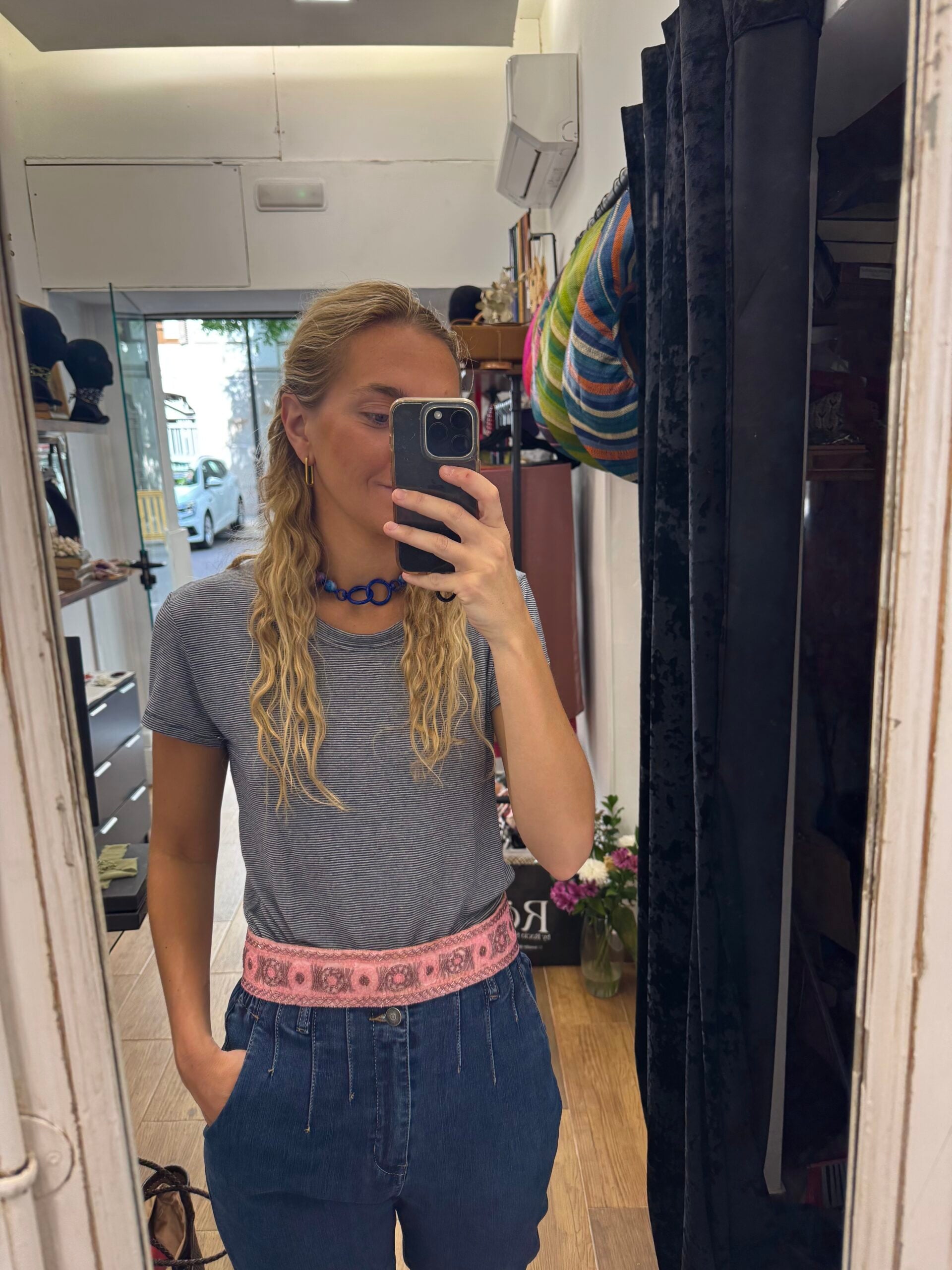 Cinturón vintage bordado rosa