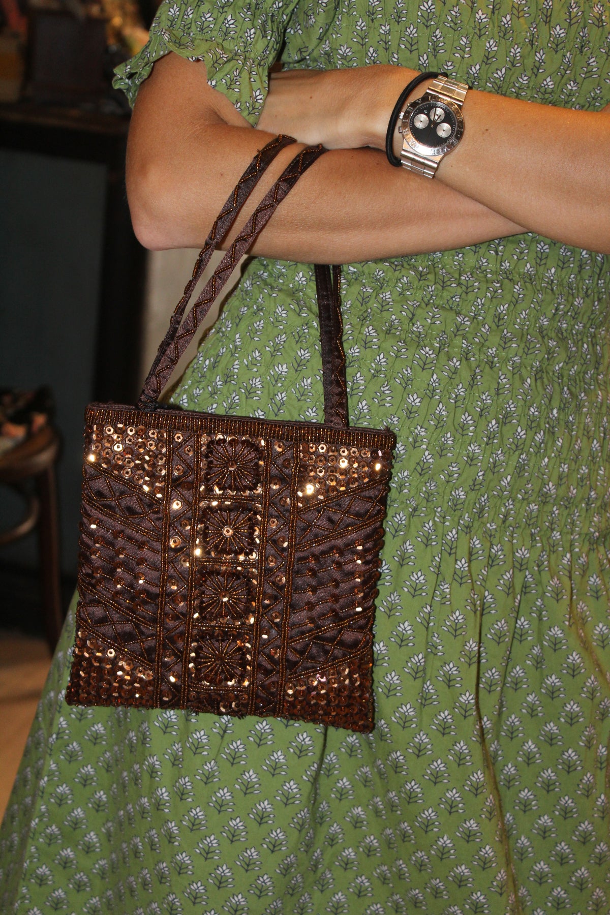 Bolsa vintage estofada com alça branca