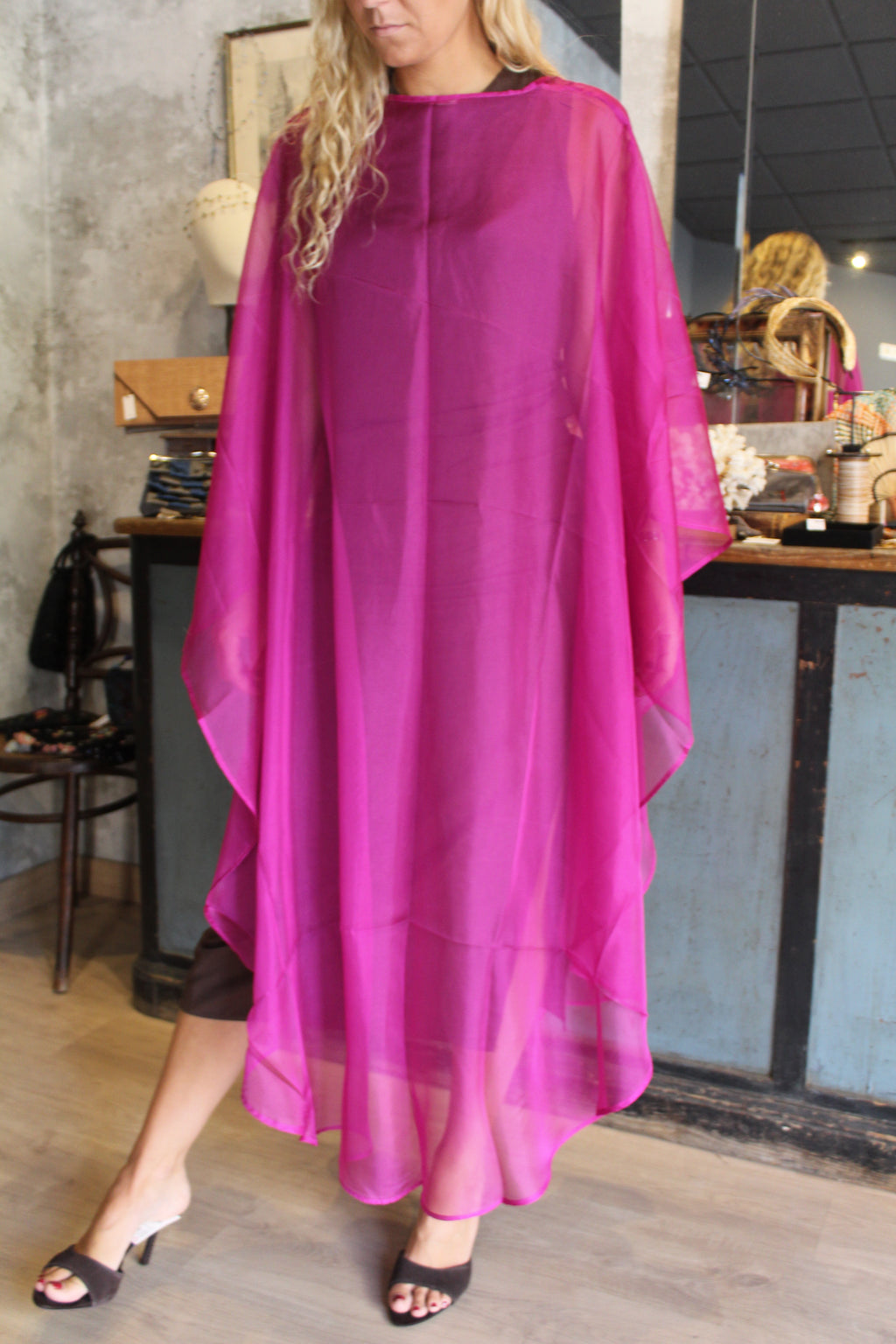 Capa de gasa fucsia