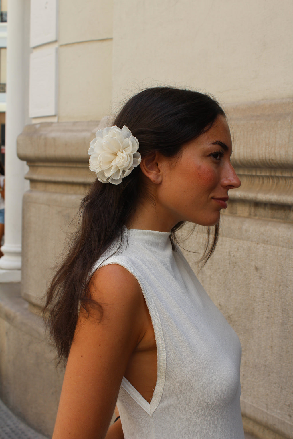 Flor multiposición Pia blanca