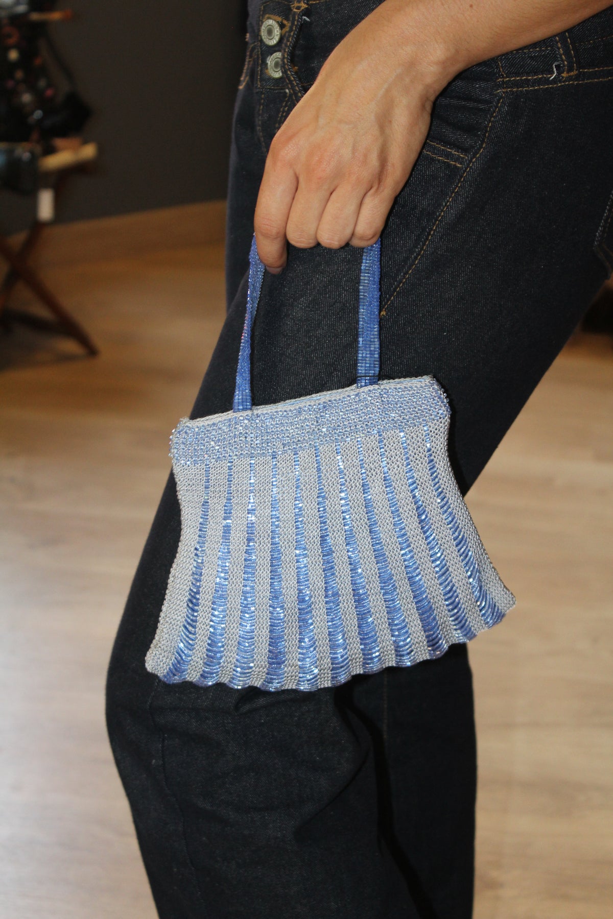 Bolso vintage azul tipo pochette tipo años 20