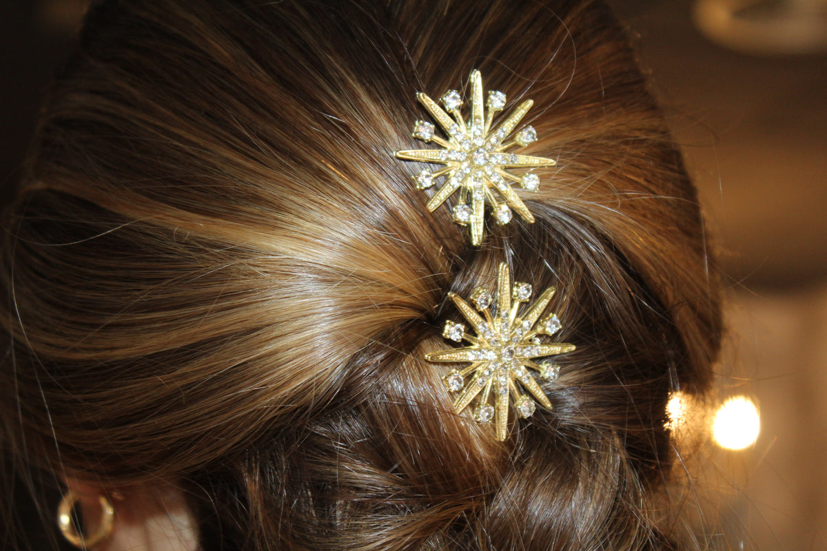 Broche vintage em folha de ouro