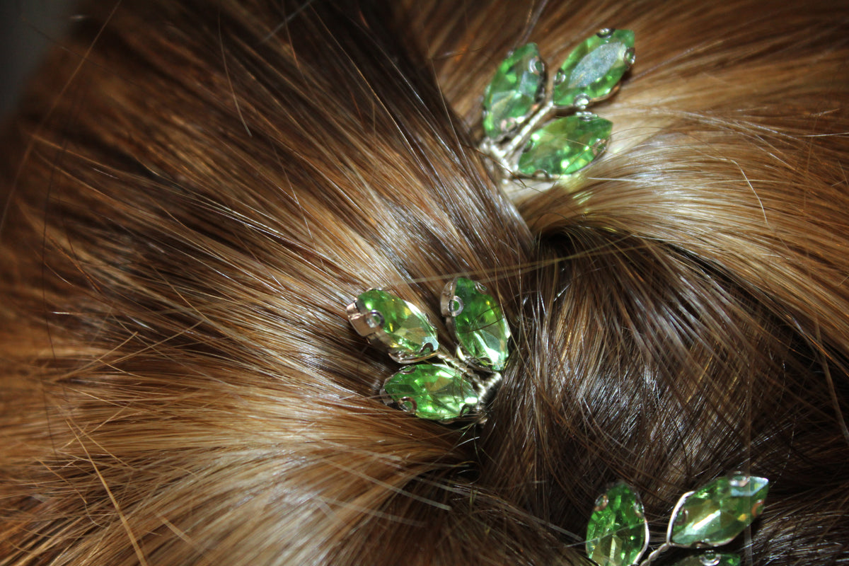 Broche vintage em folha de ouro