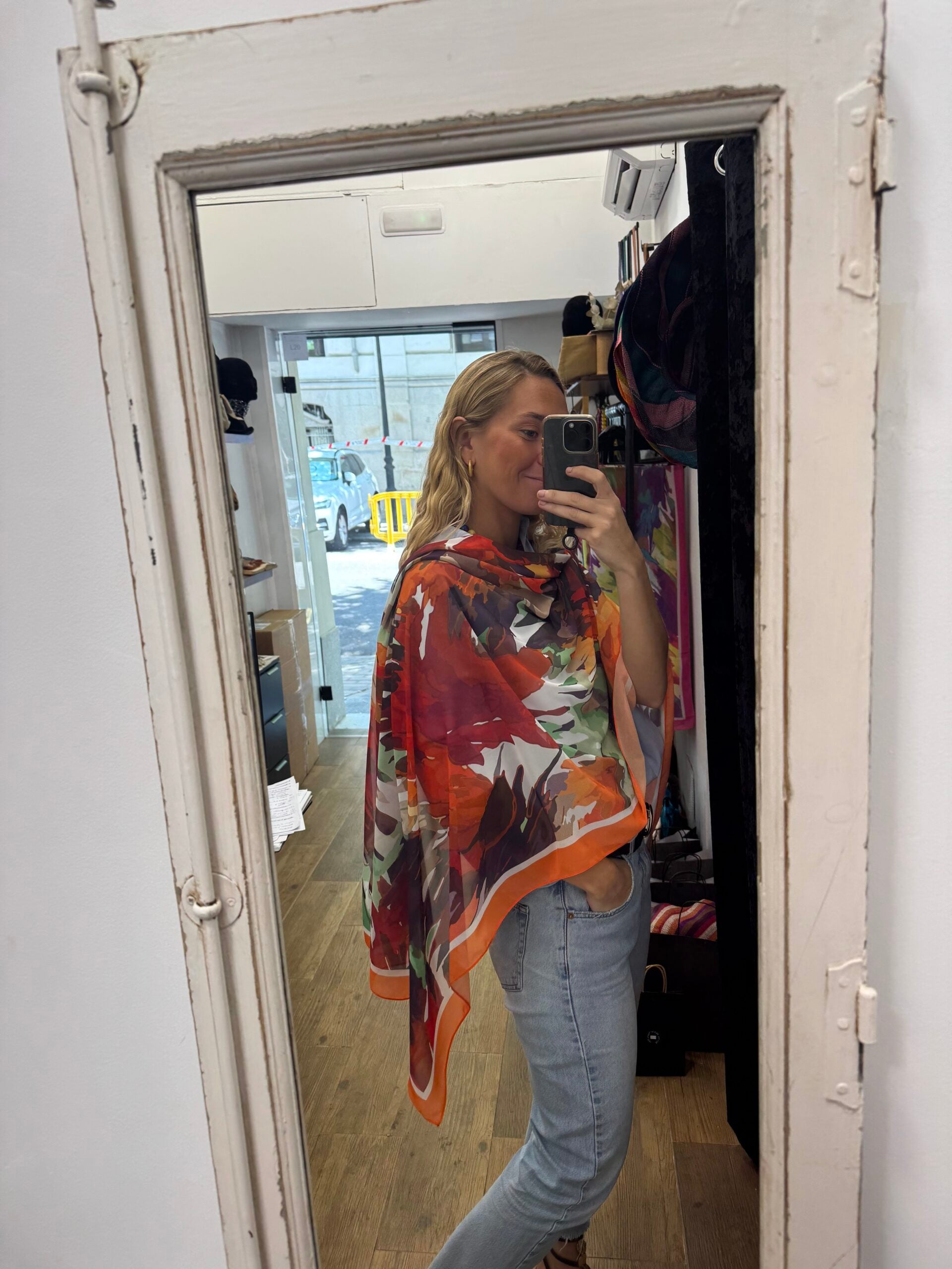 Chal estampado Karpatos