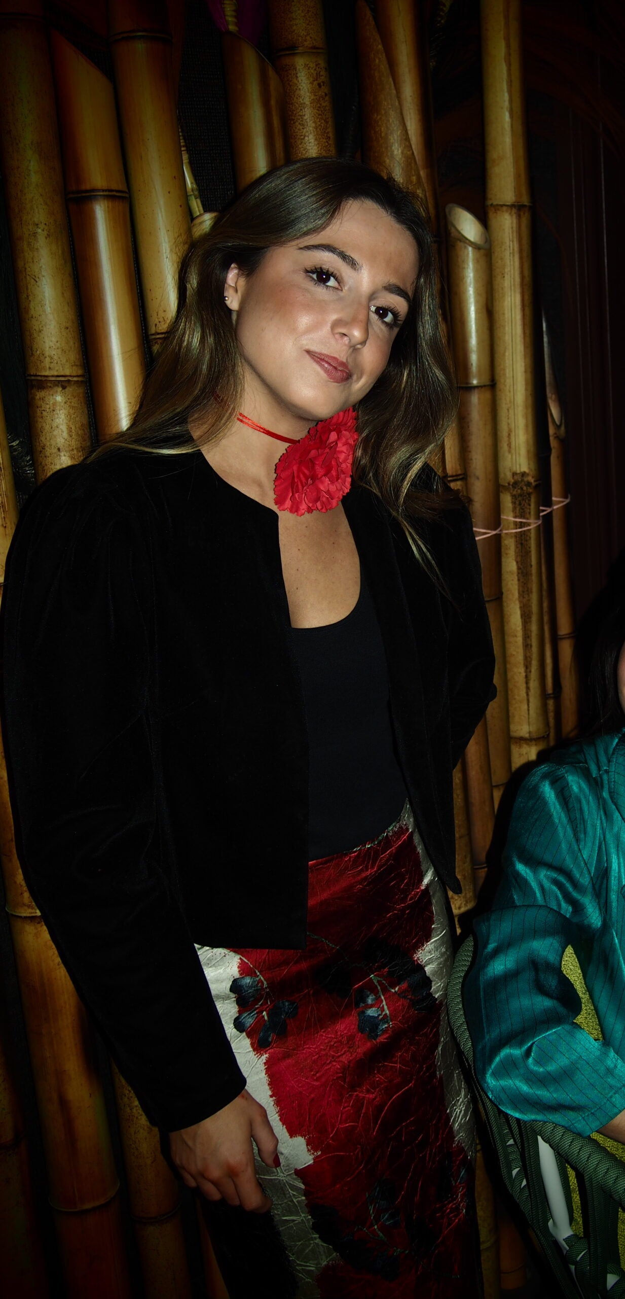 Cravo multifuncional (para o cabelo, colar ou pregadeira) (várias cores)